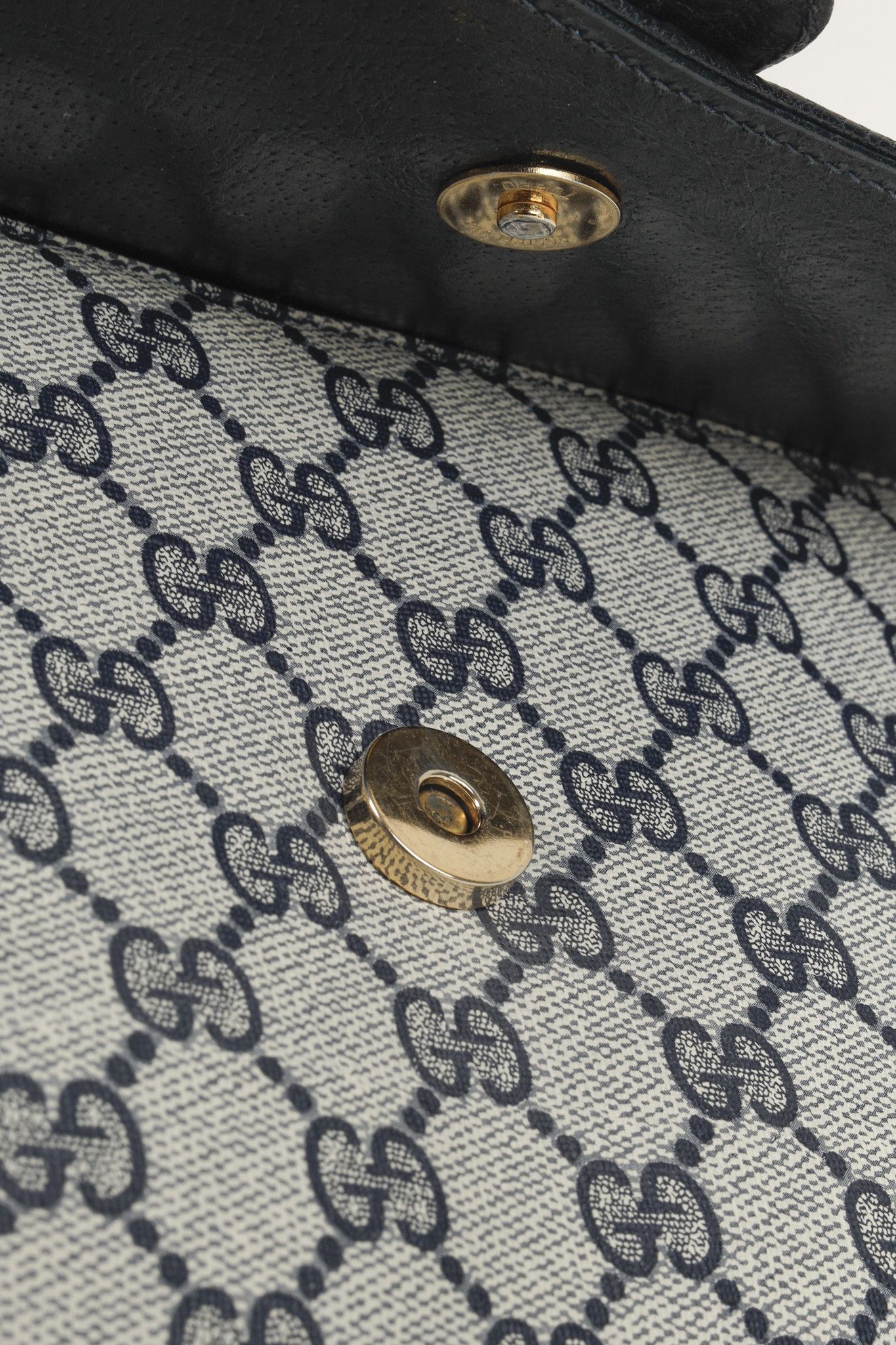 Gucci Gucci Vintage Navy Blue Monogram Clutch Bag Size ONE SIZE - 9 Thumbnail