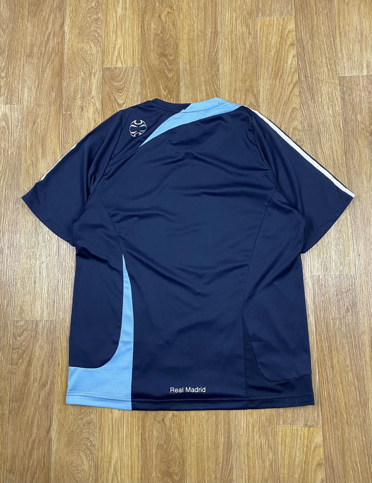 Adidas Adidas Real Madrid 2007-08 Formotion Training Soccer Jersey Size US L / EU 52-54 / 3 - 6 Thumbnail