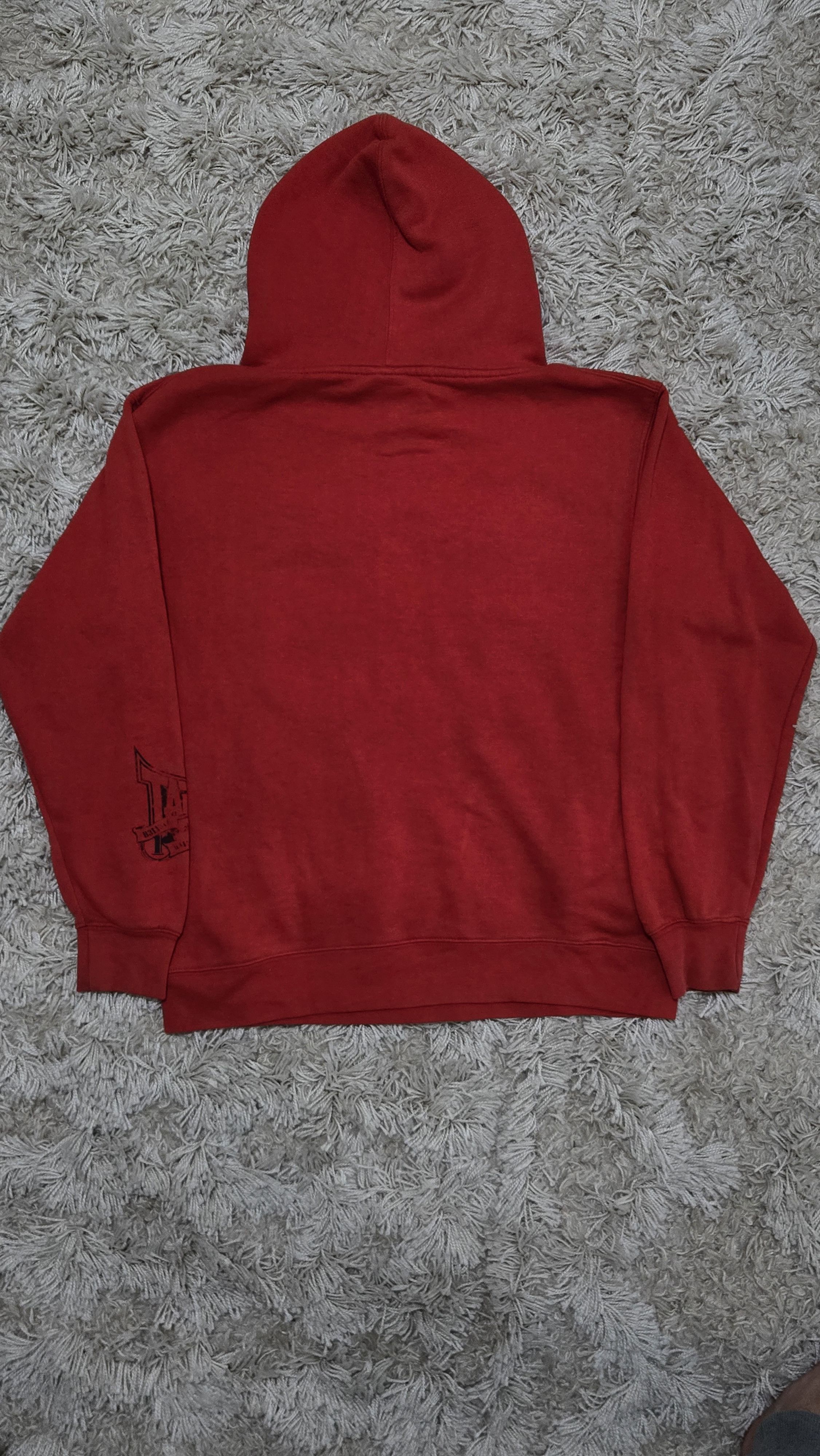 Tapout Red Tapout man Hoodies In Very good Conditions Size US M / EU 48-50 / 2 - 2 Thumbnail