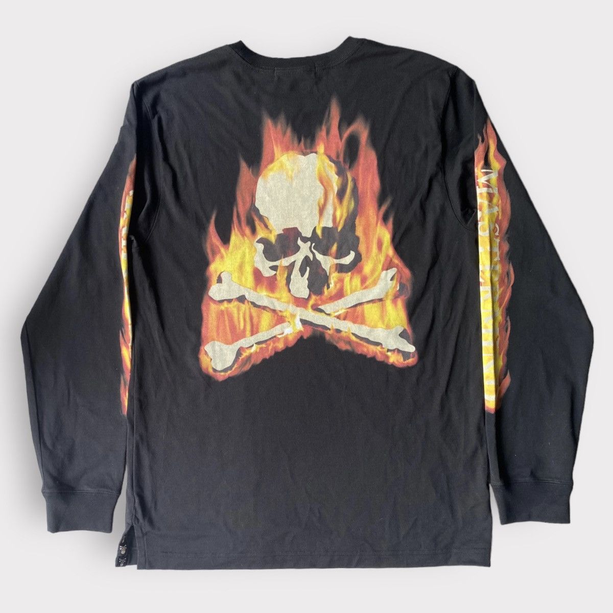 image of Mastermind Japan x Mastermind World Ss21 New With Tag Flame Skull Logo Sweatshirt in Black (Size La