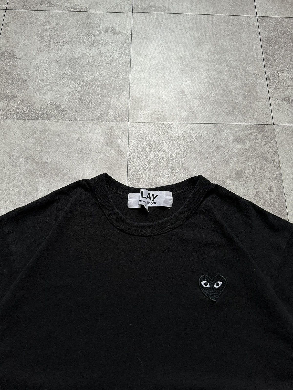 Comme des Garcons PLAY Comme Des Garçons CDG Black T-Shirt Heart Mini Eye Logo Sz L Size US L / EU 52-54 / 3 - 6 Thumbnail