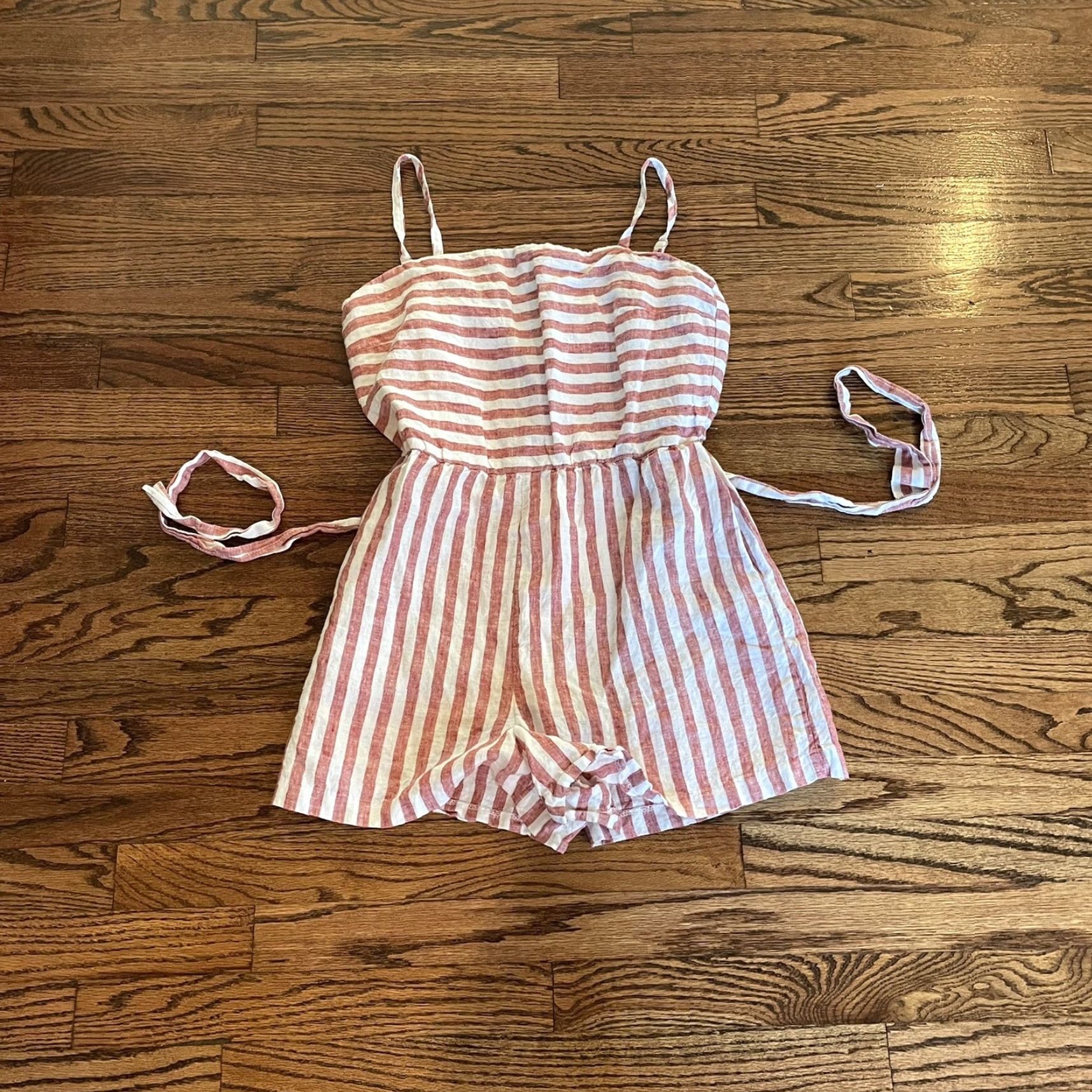 Vintage C&C California Romper Size 8 100% Linen Light Maroon White Stripes Spaghetti Strap Sleeveless Wide-Leg Casual Adult Womens Regular Fit Vintage: No Size 30" / US 8 / IT 44 - 3 Thumbnail