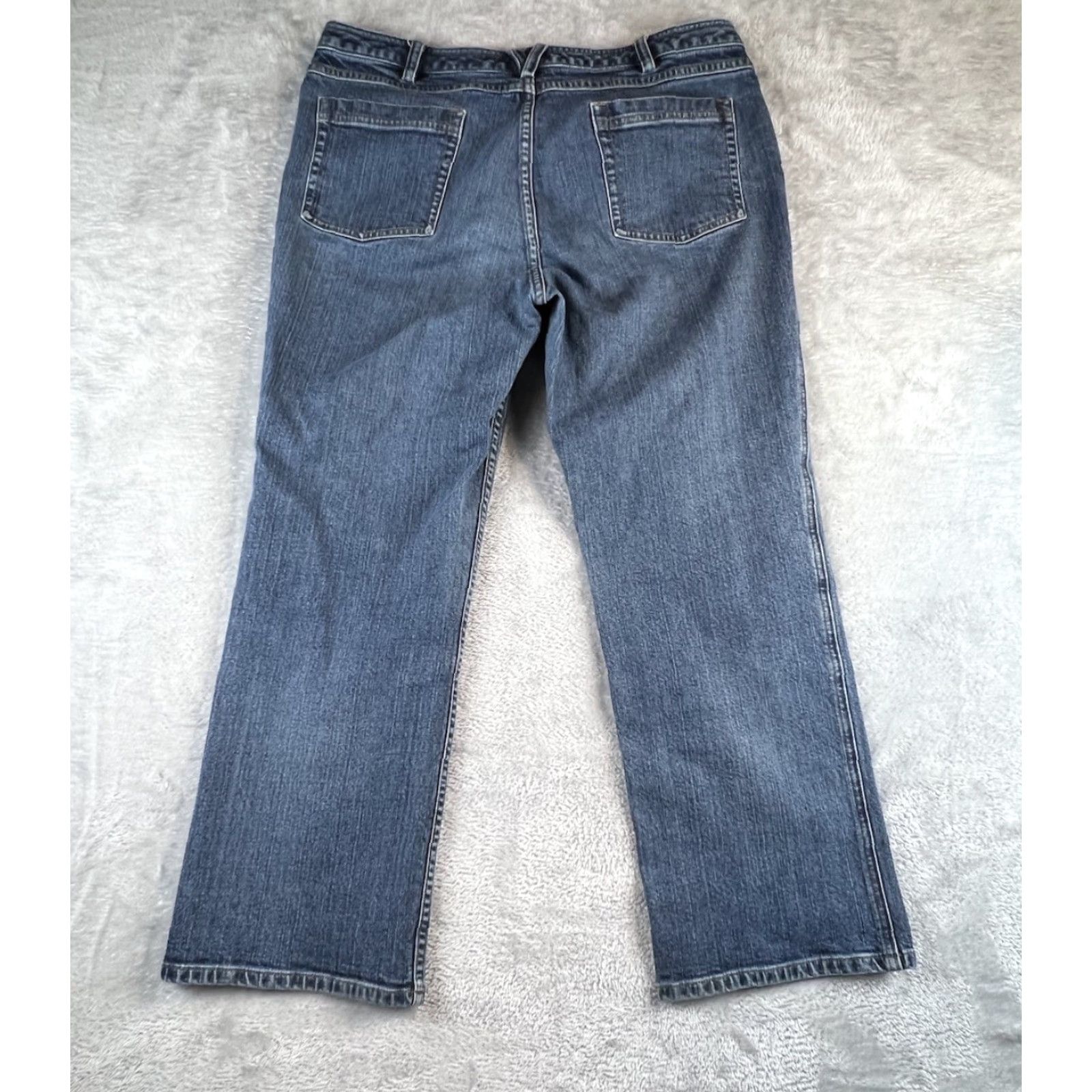 Duluth Trading Company Duluth Trading Company Jeans Womens 14 X 29 Blue Straight Medium Wash Denim Size 36" / US 14 / IT 50 - 4 Thumbnail