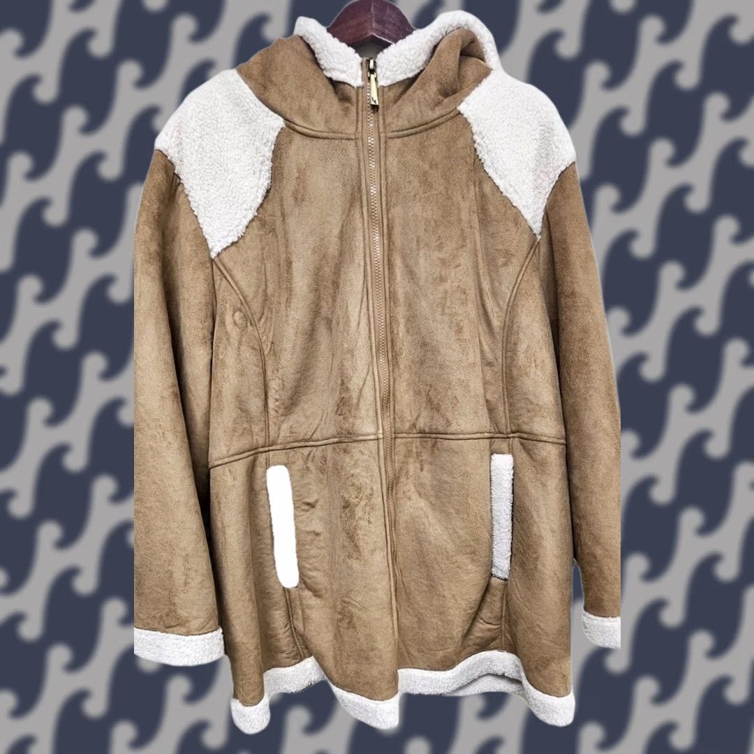 Vintage Koolaburra by UGG Women’s 3X Faux Suede Sherpa Lined Hooded Coat Jacket Zip Brown Tan Jacket Womens 3XL Outdoor Classic Hooded Zip Size XXL / US 16-18 / IT 52-54 - 1 Thumbnail