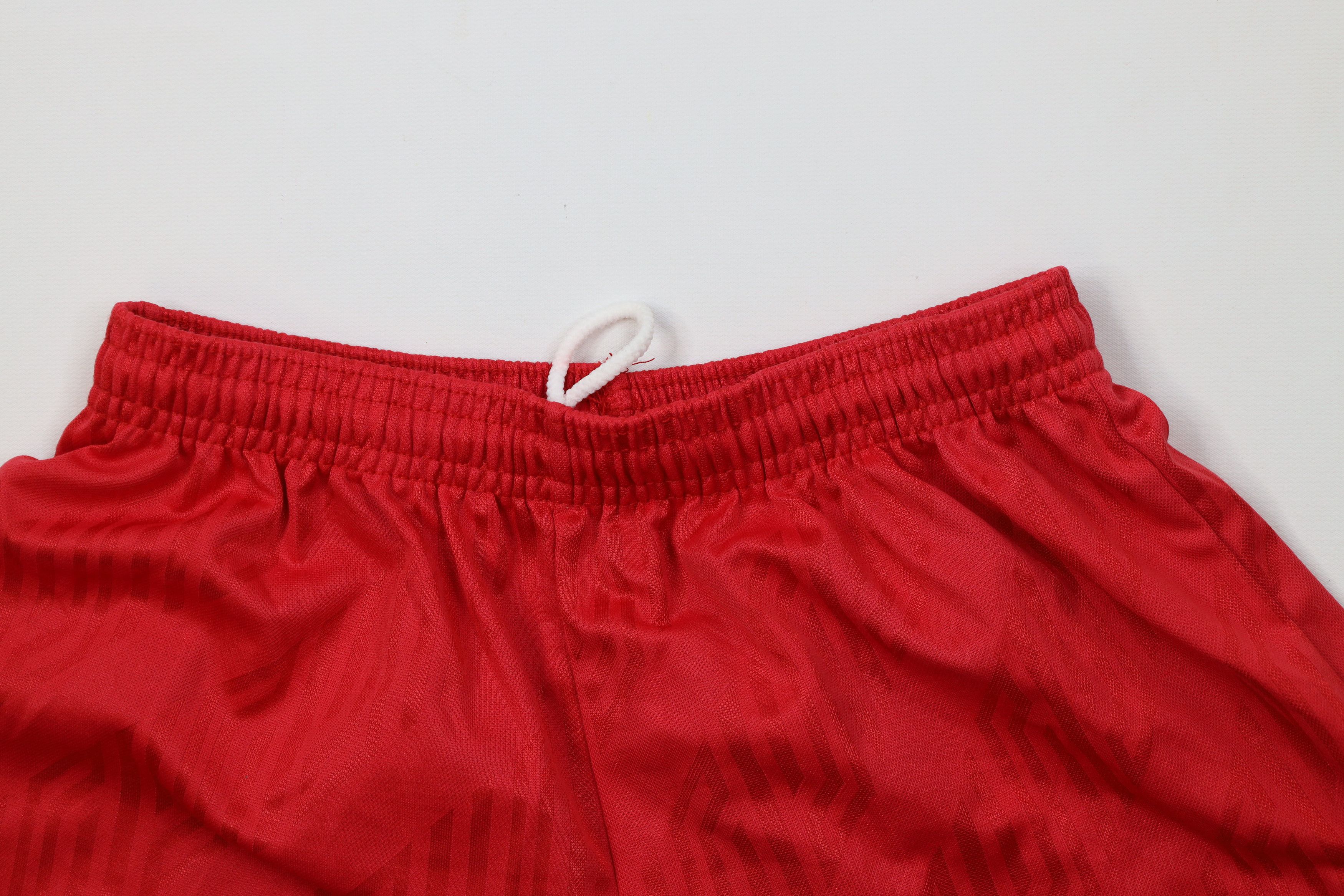 Vintage Vintage 90s Streetwear Soccer Shorts Red Polyester USA Size US 30 / EU 46 - 2 Thumbnail
