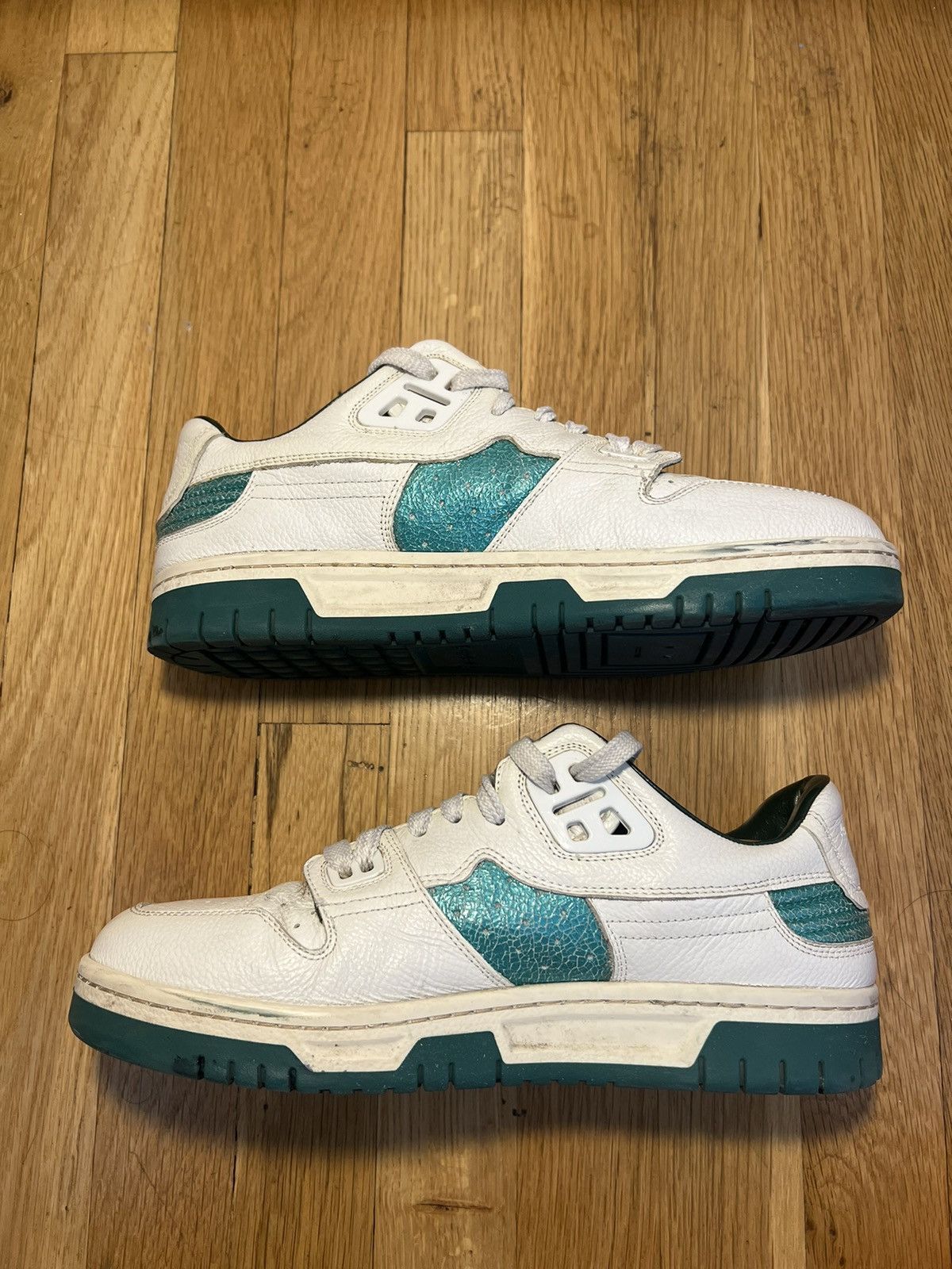 Acne Studios × Japanese Brand Acne Studios Low Top Leather Sneakers Size US 9 / EU 42 - 2 Thumbnail