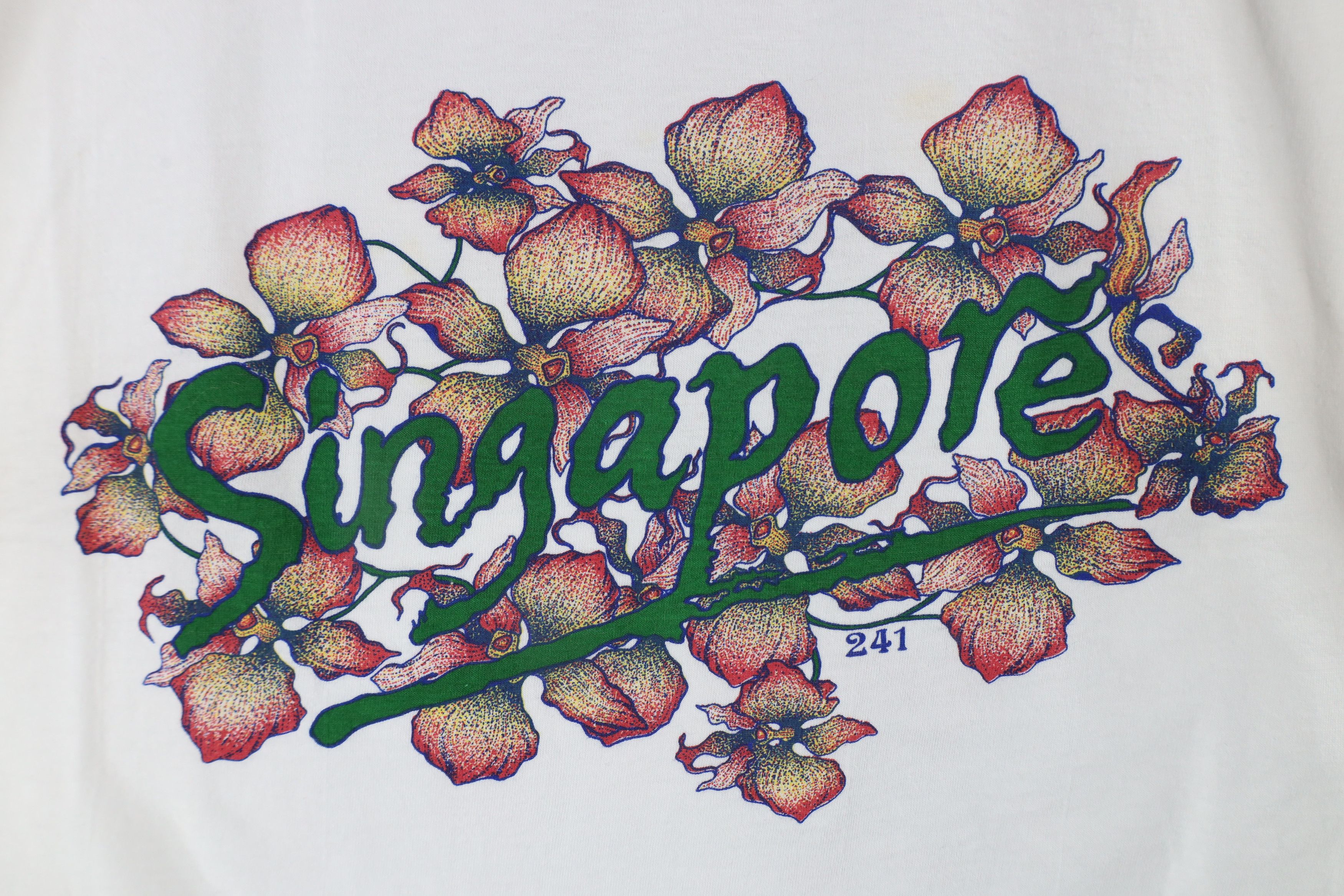 Vintage Vintage 90s Streetwear Singapore Flower T-Shirt White Cotton Size US XL / EU 56 / 4 - 4 Thumbnail
