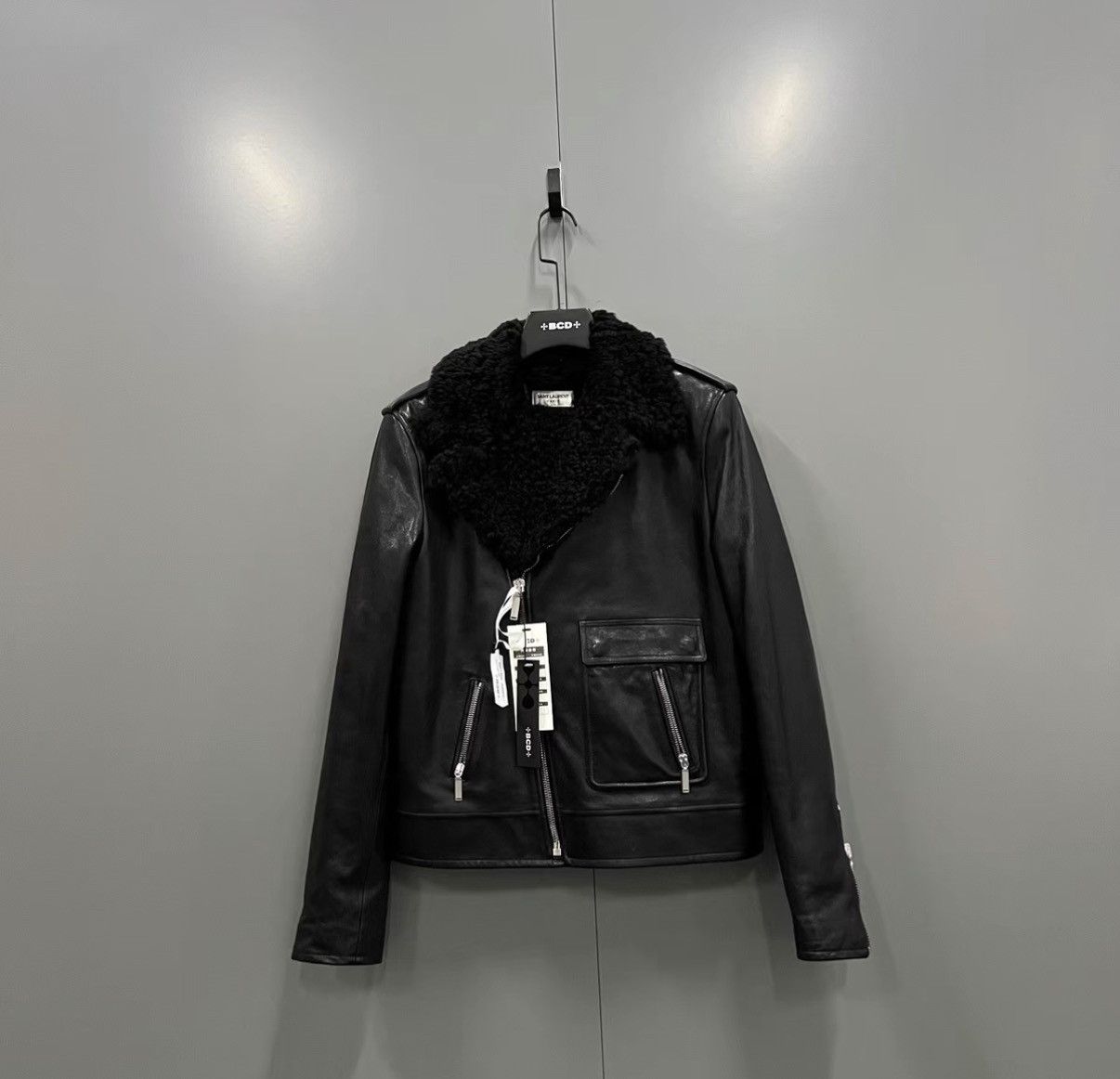 Saint Laurent Paris Saint Laurent Shearling Jacket J41 Size US M / EU 48-50 / 2 - 1 Thumbnail