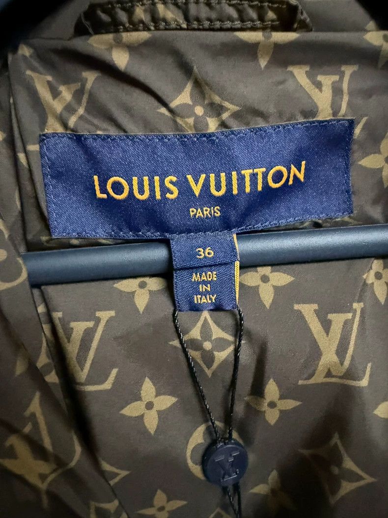 Louis Vuitton Louis Vuitton size 36 Logo down jacket with old flowers ins Size US M / EU 48-50 / 2 - 3 Thumbnail