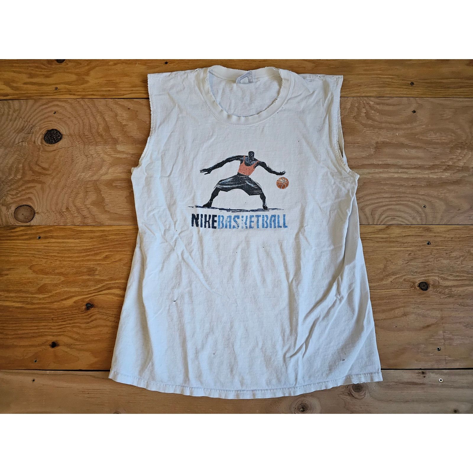 Nike NIKE Basketball T-Shirt Sleeveless White Sz L 2000s Size US L / EU 52-54 / 3 - 1 Thumbnail