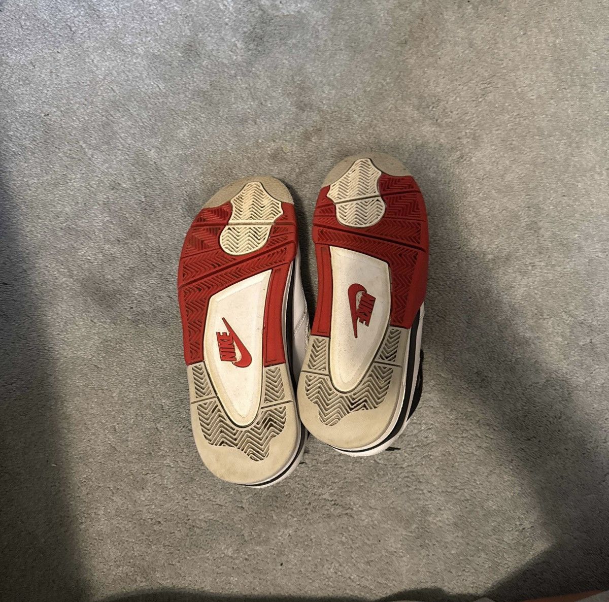 Jordan Brand Jordan 4 Fire red’s Size US 11 / EU 44 - 3 Thumbnail