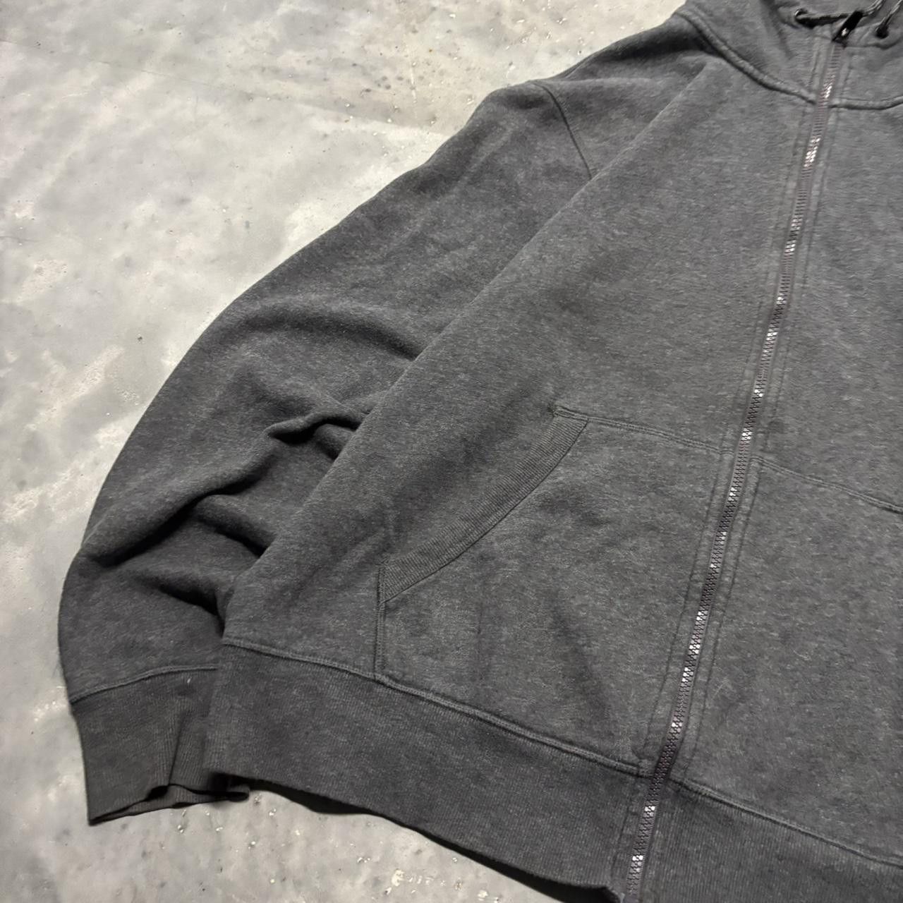 Japanese Brand × Vintage Crazy Vintage Y2K/2000s Dark Grey Blank Essential Zip Up Hoodie! Size US XL / EU 56 / 4 - 3 Thumbnail