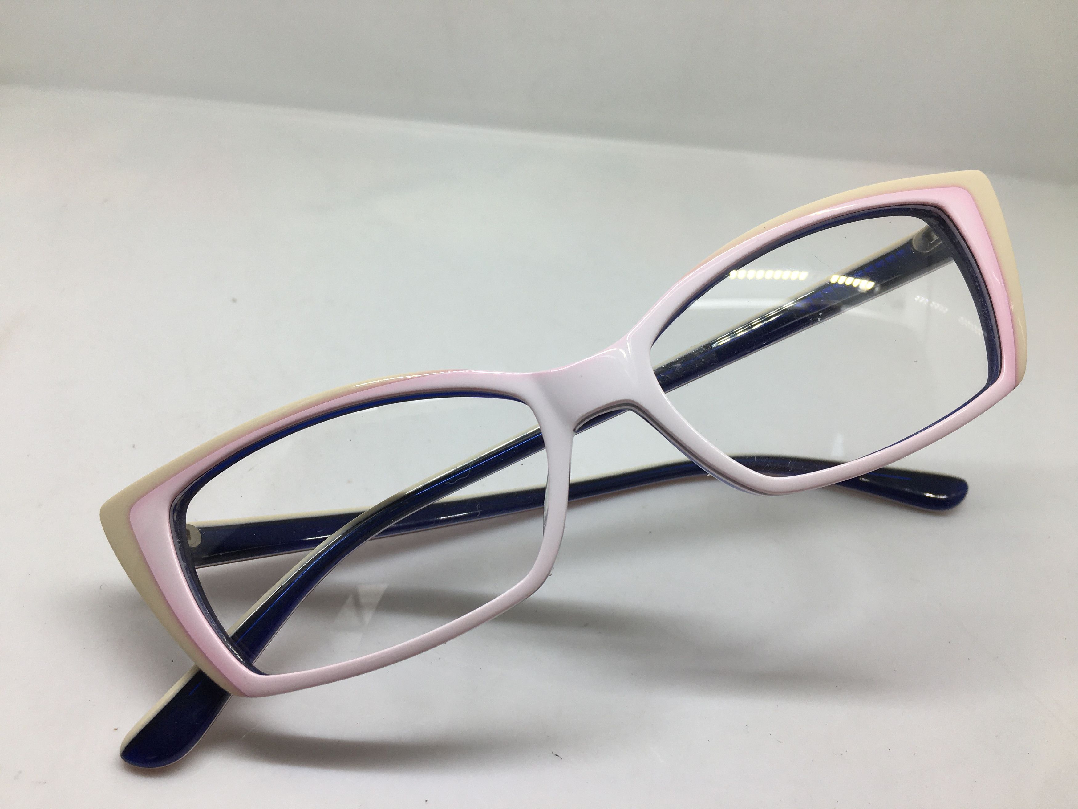 Betsey Johnson Betsey Johnson White Pink Purple Cat Eye Eyeglasses Size ONE SIZE - 6 Thumbnail