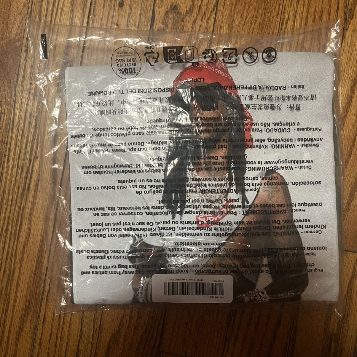 Supreme In Hand Supreme Playboi Carti Photo Tee Woodland Camo Size L Size US L / EU 52-54 / 3 - 4 Thumbnail