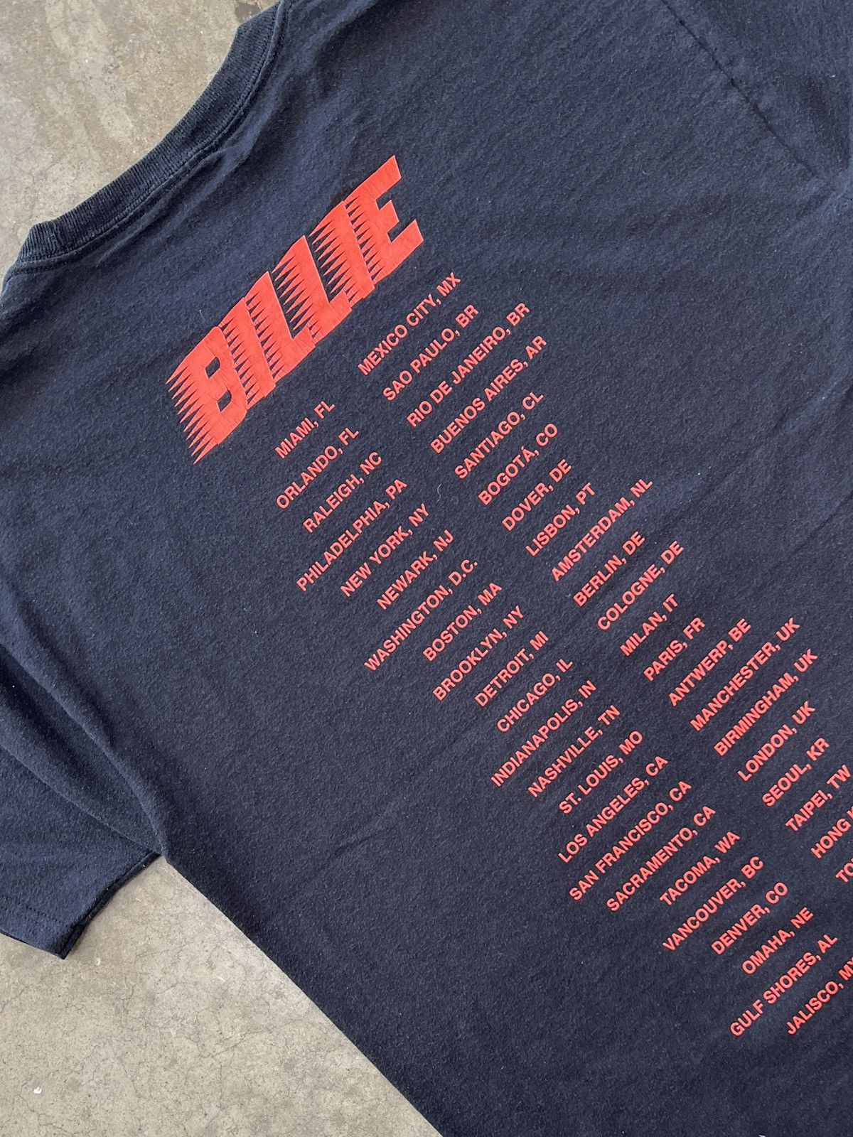 Band Tees Billie Eilish Portrait World Tour Tee Medium Size US M / EU 48-50 / 2 - 4 Thumbnail