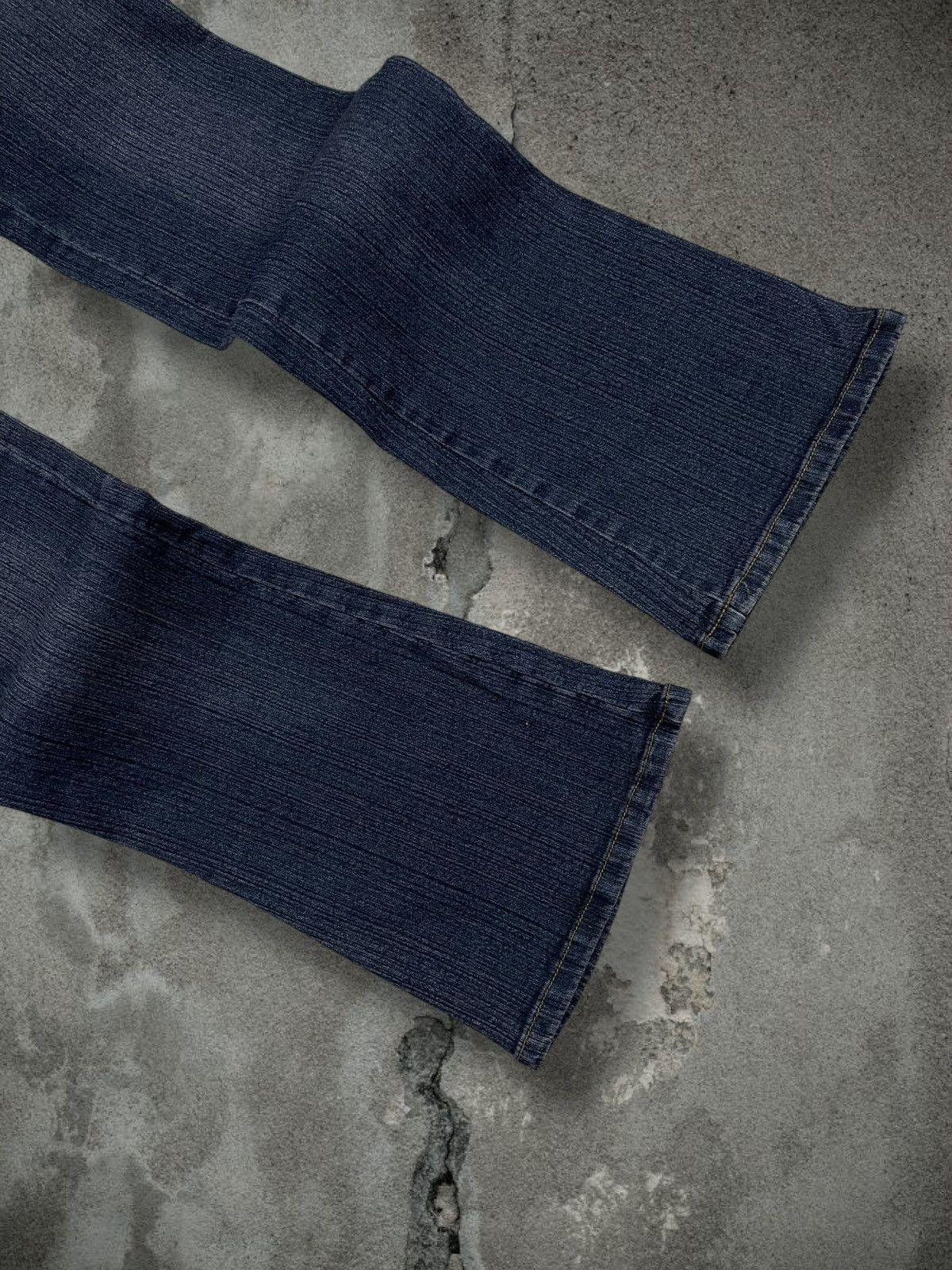 Designer Vintage Og 90s Japan Designer Haphazard Flared Bondage Denim Size US 27 - 5 Thumbnail