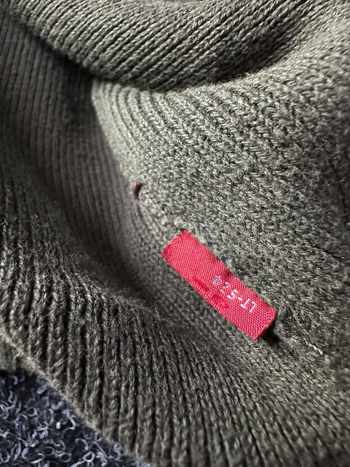 Levi's 🚨AVANT-GARDE RED TAB Levi’s Vintage Knit Sweater y2k dstrs Size US XL / EU 56 / 4 - 9 Thumbnail