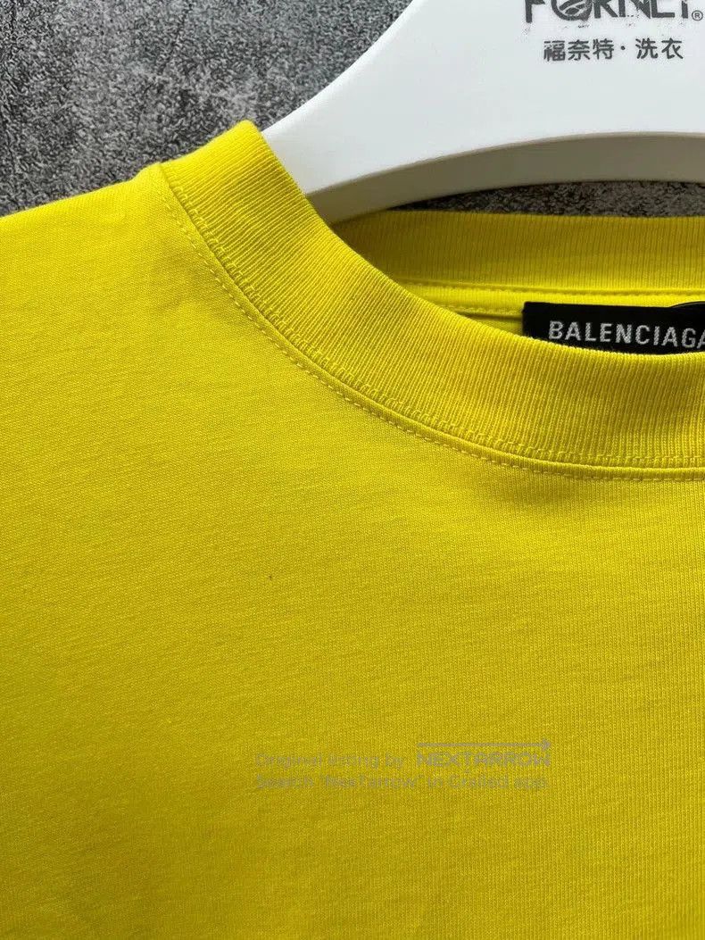 Balenciaga Balenciaga Yellow Logo Short Sleeve Tee. Size US S / EU 44-46 / 1 - 5 Thumbnail