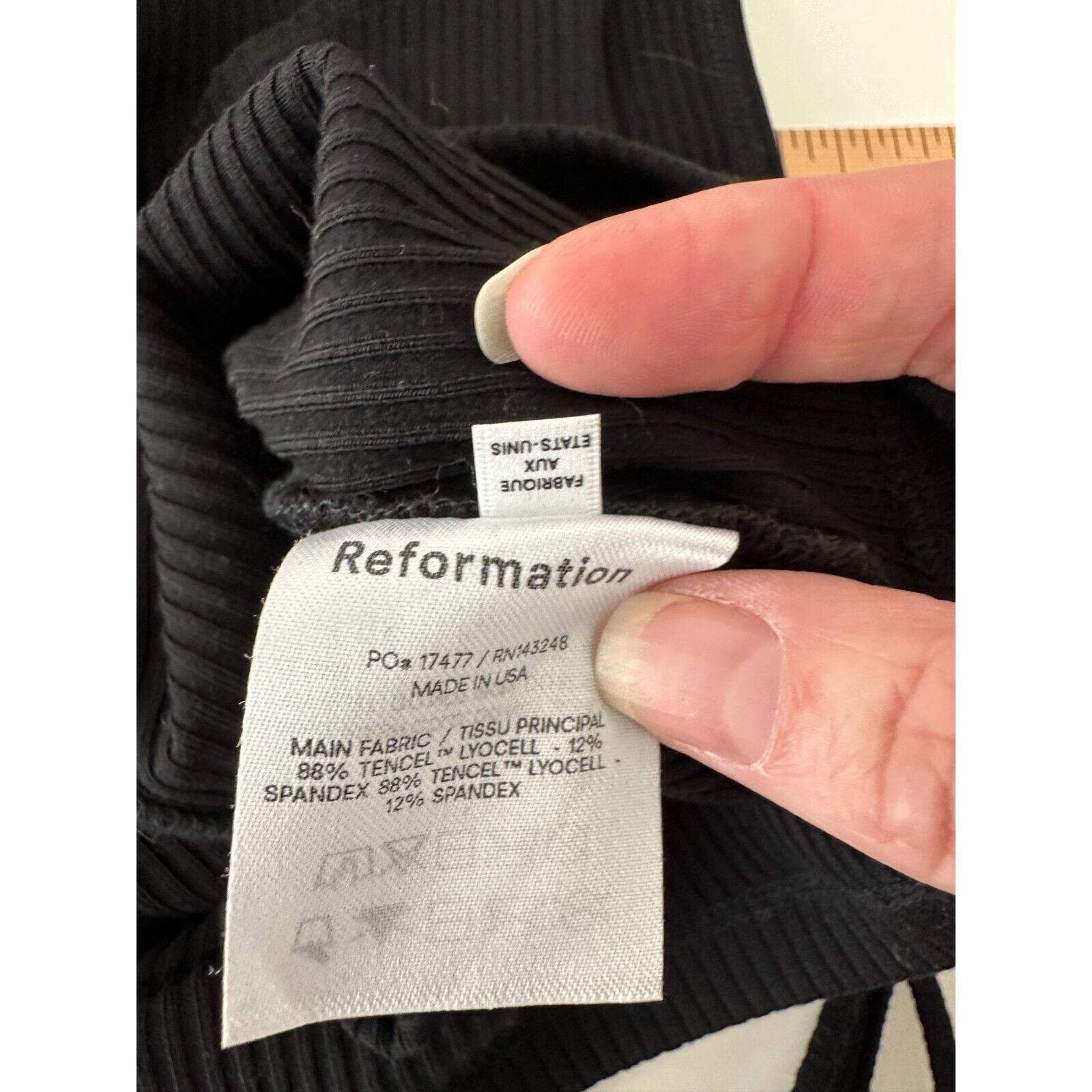 Reformation Reformation Black Knit V-Neck Crop Tank Tie Wrap Waist S Size S / US 4 / IT 40 - 12 Thumbnail