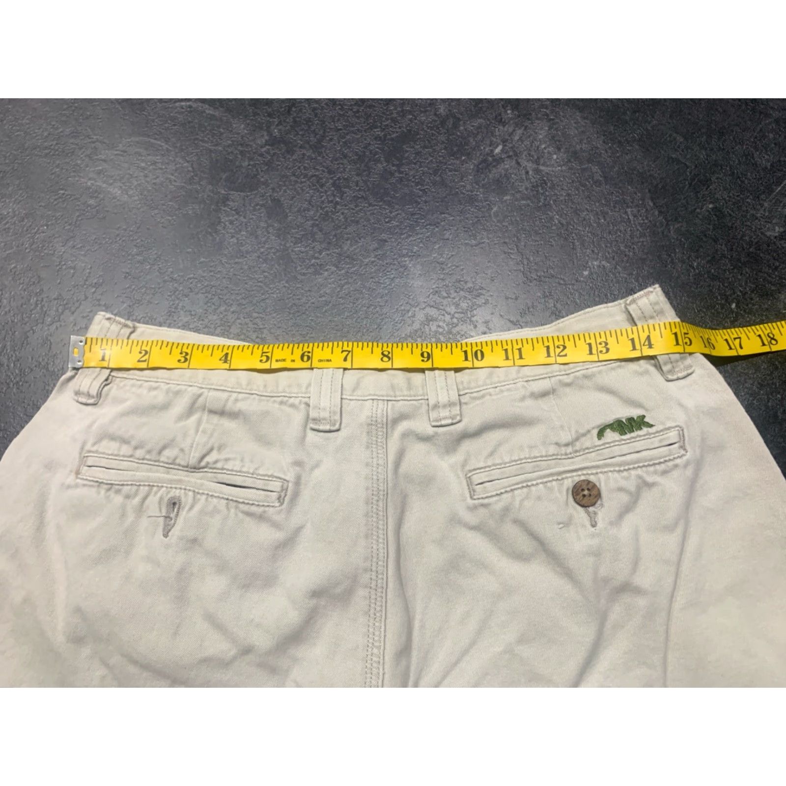 Mountain Khakis Mountain Khakis Cargo Shorts Mens 32 Beige Outdoor Hiking Casual Breathable Lightweight Size US 32 / EU 48 - 7 Thumbnail