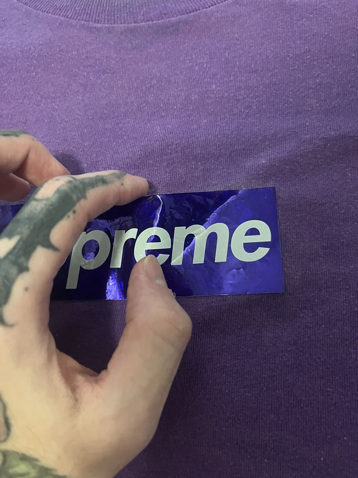 Supreme Supreme holographic box logo tee purple Size US L / EU 52-54 / 3 - 6 Thumbnail