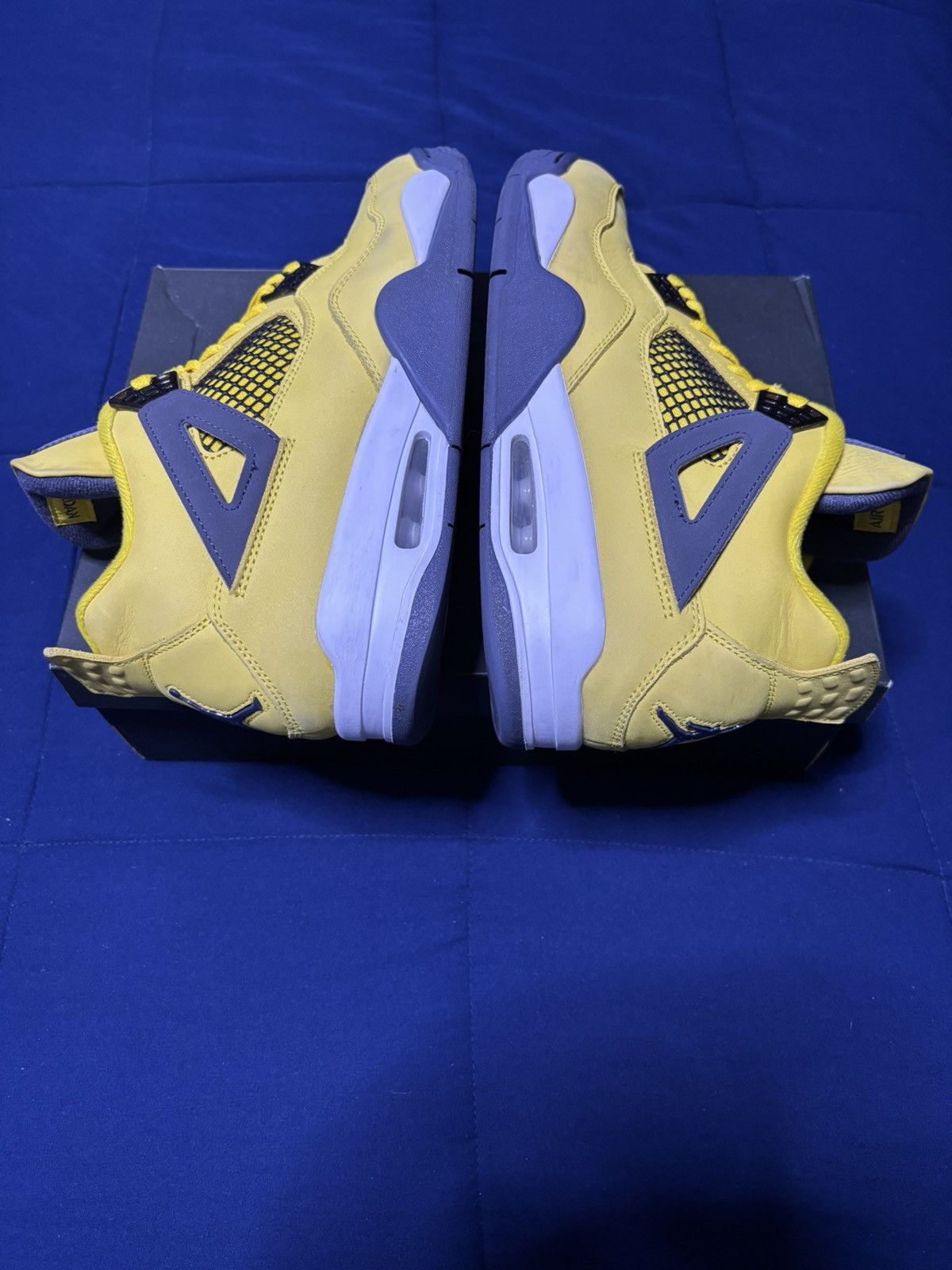Jordan Brand Jordan 4 Retro Lightning 2021 Size 11 Size US 11 / EU 44 - 2 Thumbnail
