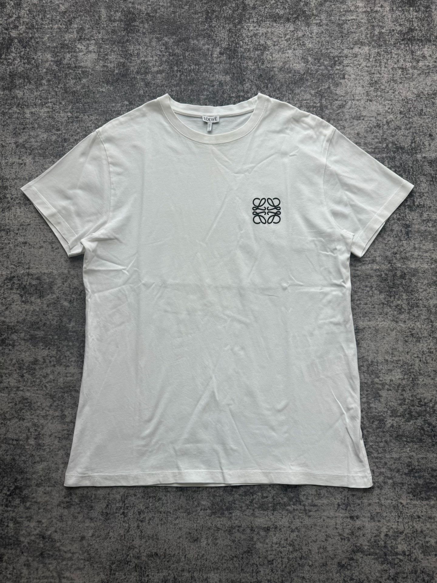 Loewe Loewe White Embroidered Logo Short Sleeve Size XS / US 0-2 / IT 36-38 - 1 Thumbnail