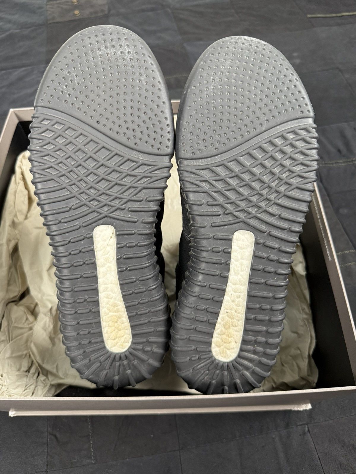 Adidas Yeezy Boost 750 Size US 8 / EU 41 - 5 Thumbnail