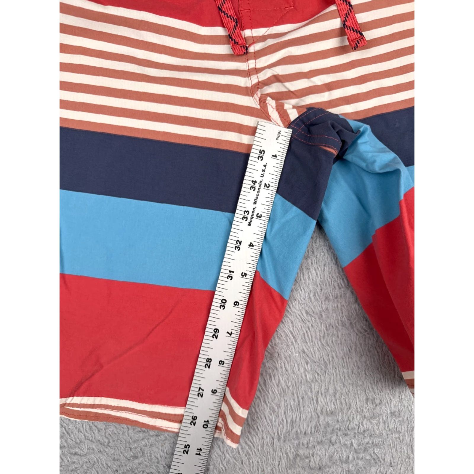 Patagonia Patagonia Board Shorts Mens 32 Red Blue Wavefarer 10" Nylon Beach Swim Trunks Pockets Drawstring Sunglasses Optional? Size US 32 / EU 48 - 6 Thumbnail
