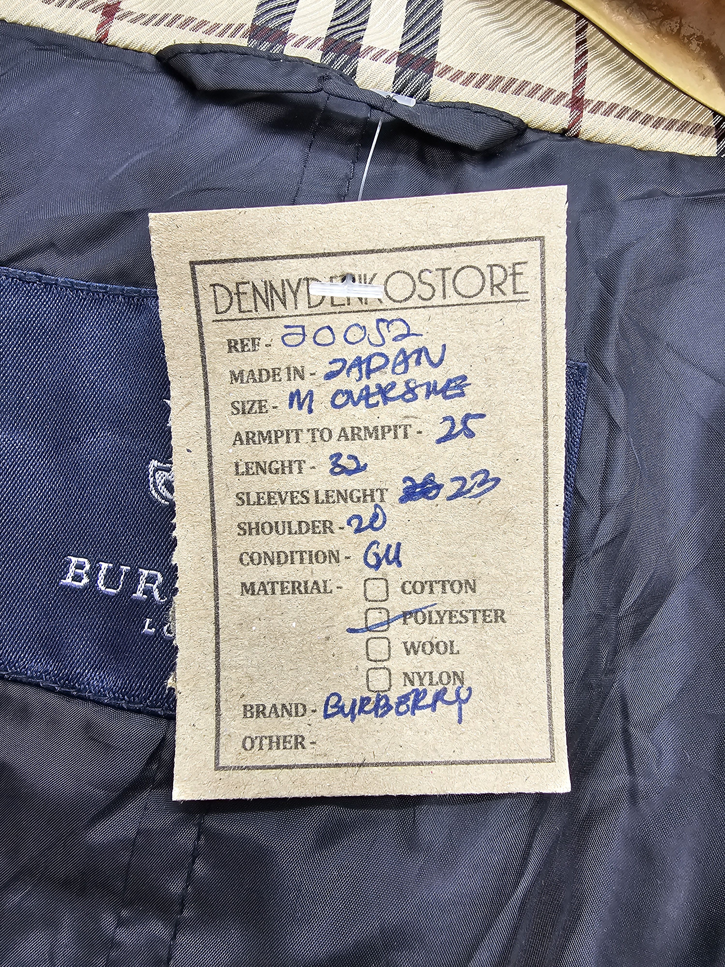 Burberry Vintage Burberry London Plaid Checked Heavy Jacket J0052 Size US M / EU 48-50 / 2 - 16 Thumbnail