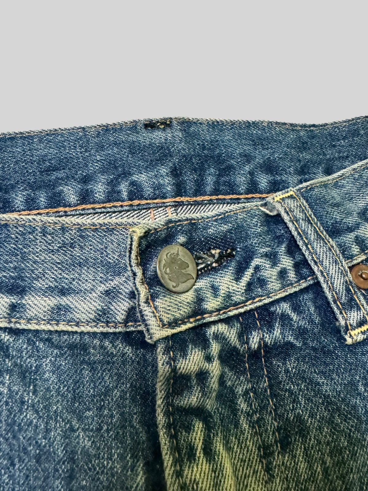 Hysteric Glamour × Japanese Brand Distressed RNA INC Junkie Business Trashed Denim Size US 34 / EU 50 - 9 Thumbnail