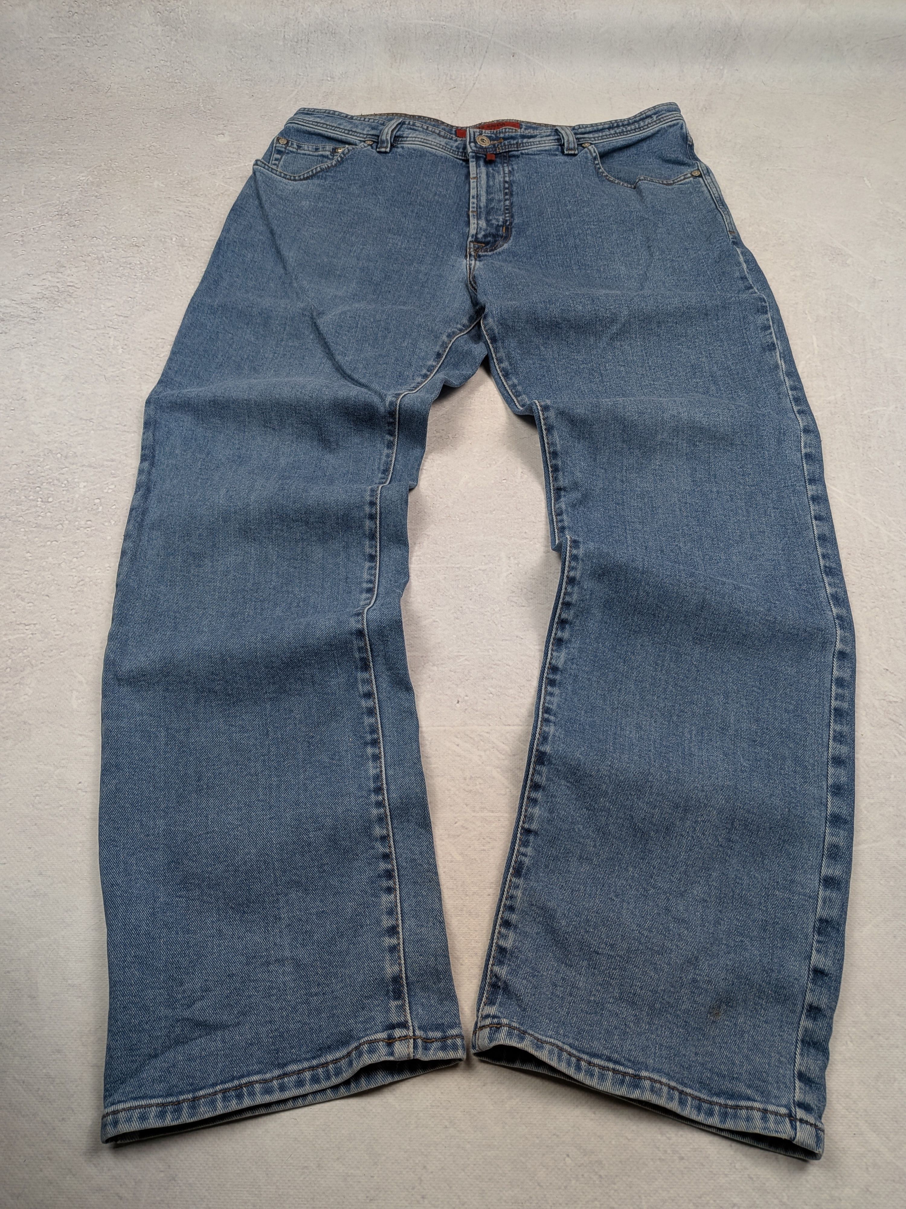 Pierre Cardin Pierre Cardin Dijon Fit Jeans Made in Germany Size W38 L32 Size US 38 / EU 54 - 1 Thumbnail