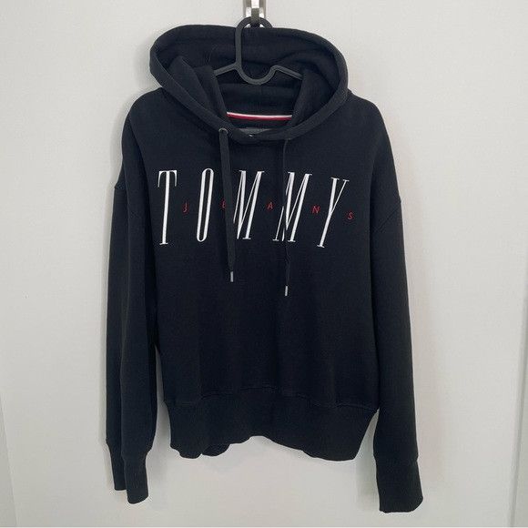Tommy Jeans Tommy Jeans Women's Essential Logo Hoodie Black M Size M / US 6-8 / IT 42-44 - 2 Thumbnail