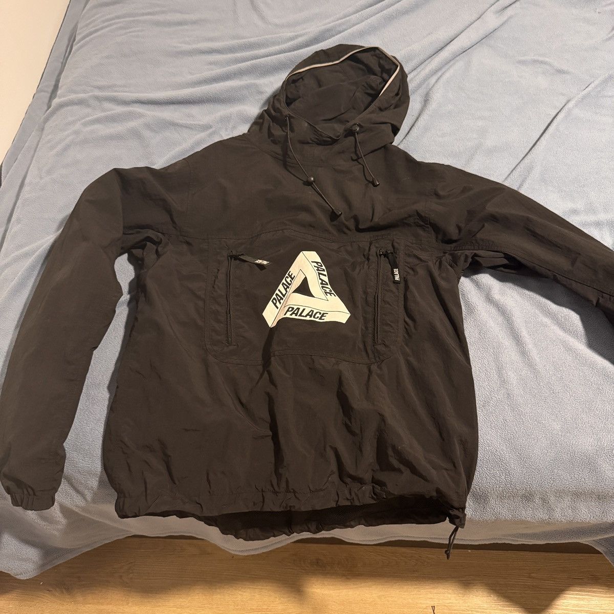 Palace triferg windbreaker