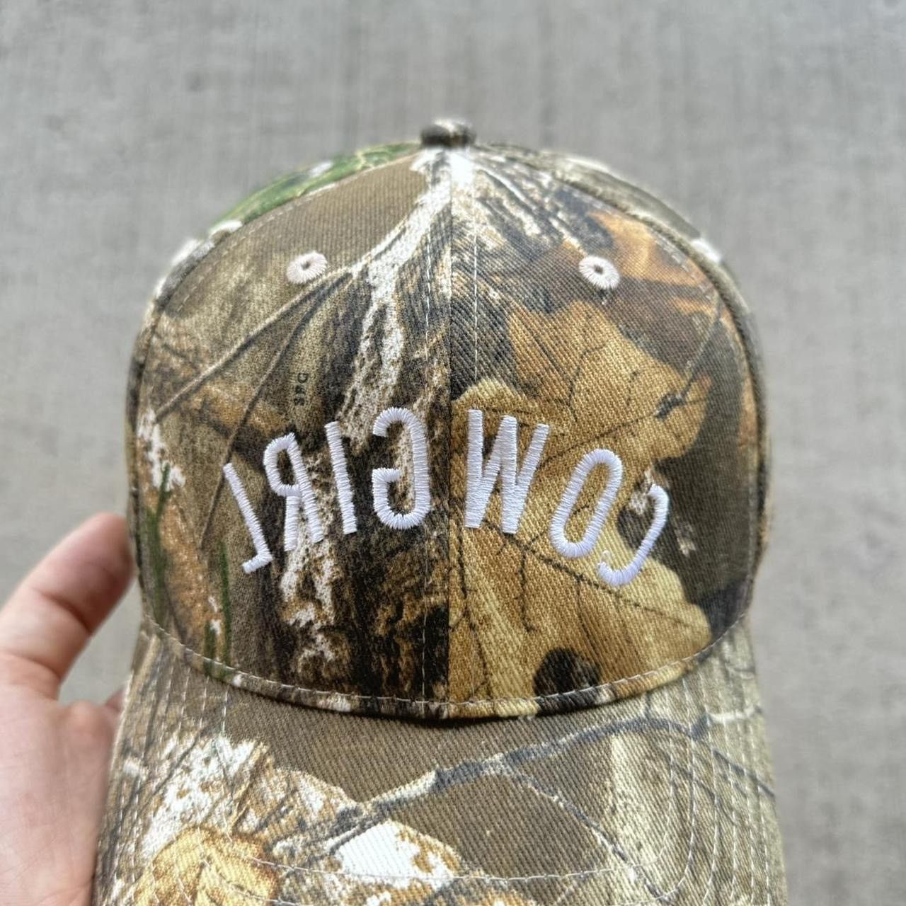 Realtree × Vintage Vintage 90s Style Real Tree Camo Reverse Cowgirl Trucker Hat Size ONE SIZE - 2 Thumbnail