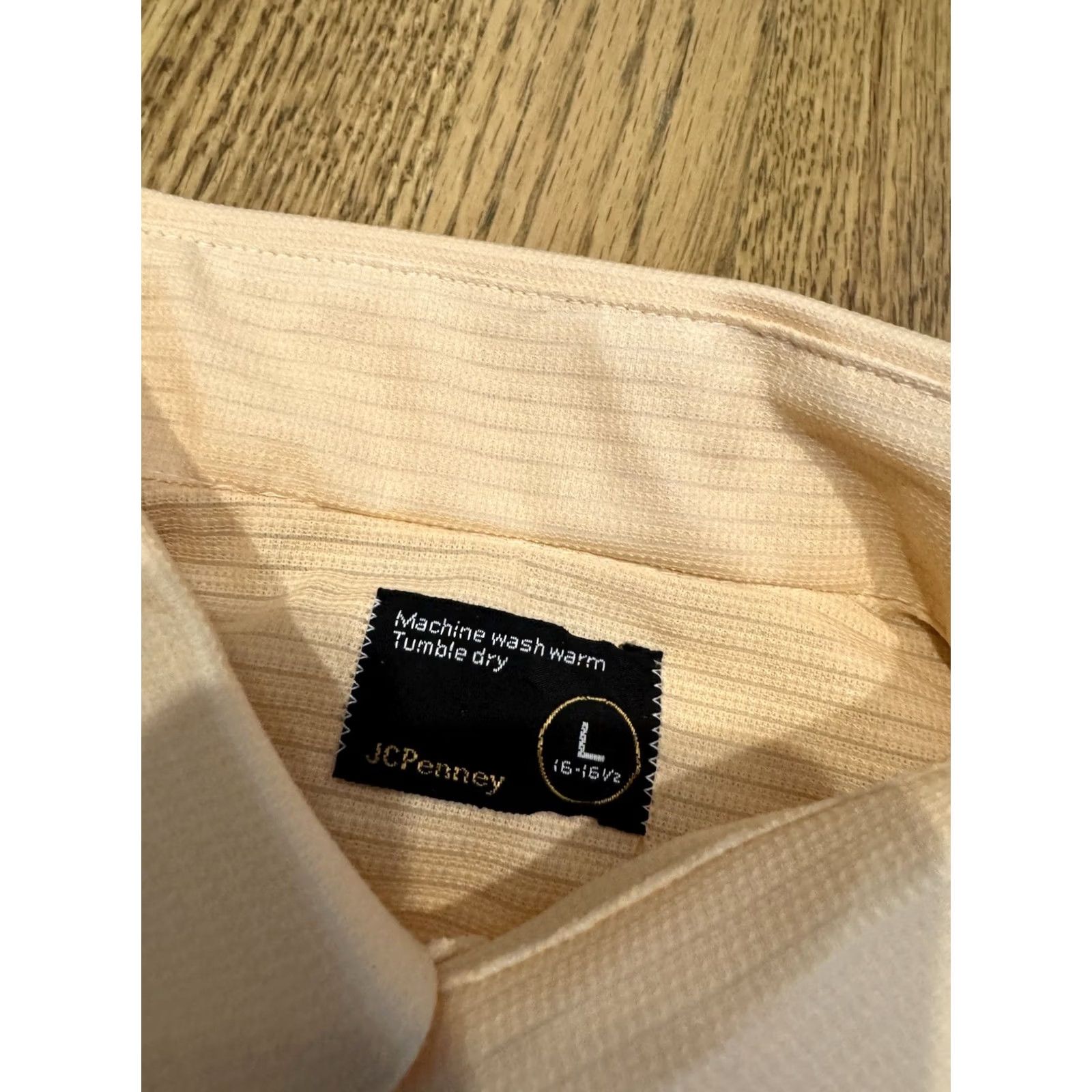 JCPenney Vintage J. C. Penney Short Sleeve Button Shirt Mens Large Polyester Size US L / EU 52-54 / 3 - 2 Thumbnail