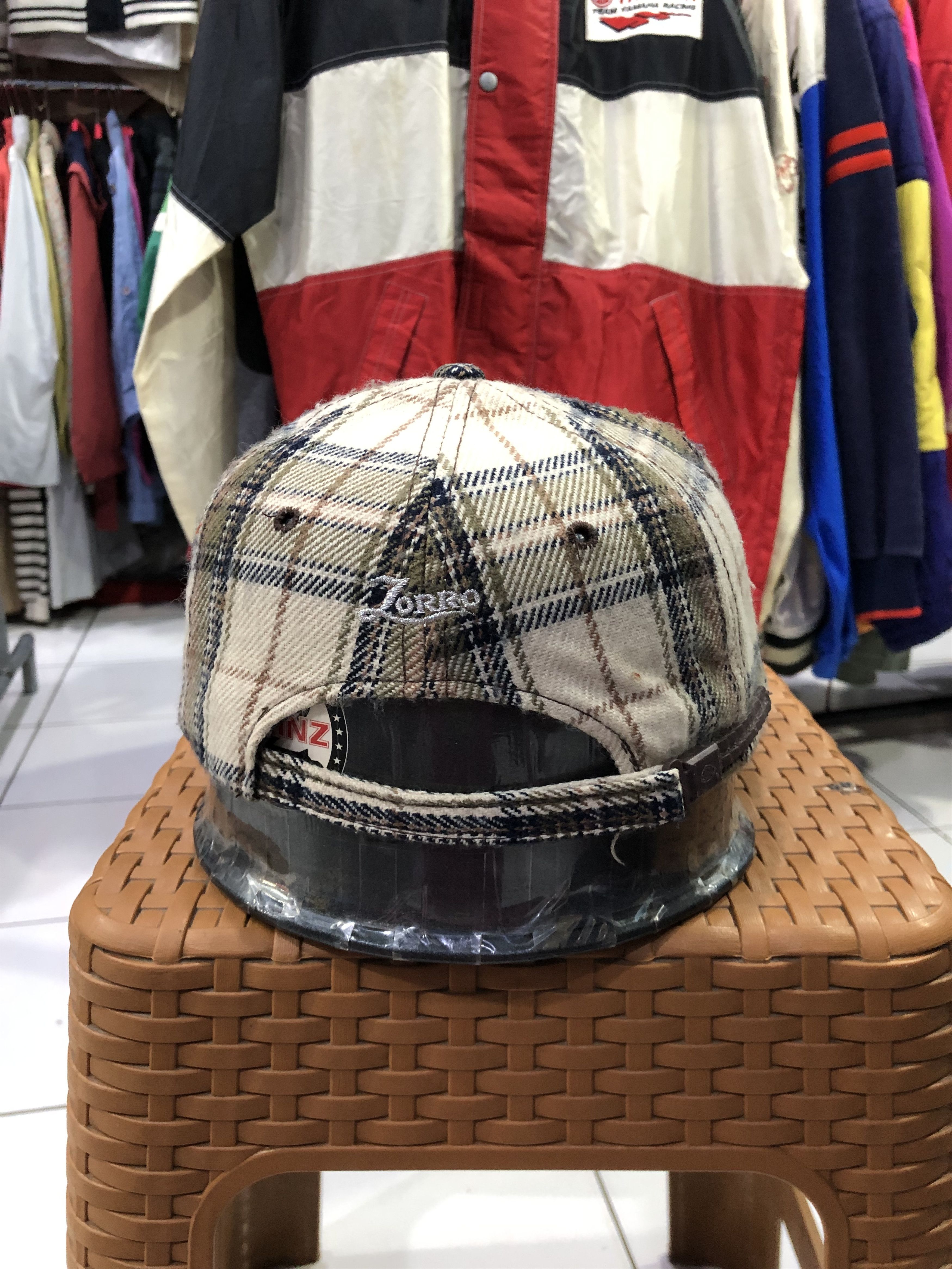 Cartoon Network × Vintage Vintage zorro flanell cap by young an Size ONE SIZE - 3 Thumbnail