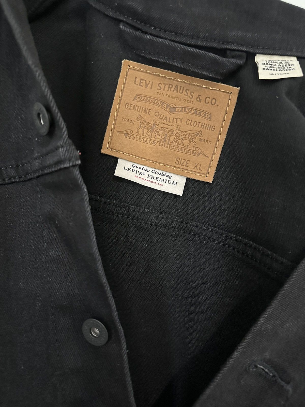 Levi's Levi's Men's XL Trucker Denim Jacket in Black Size US XL / EU 56 / 4 - 1 Thumbnail