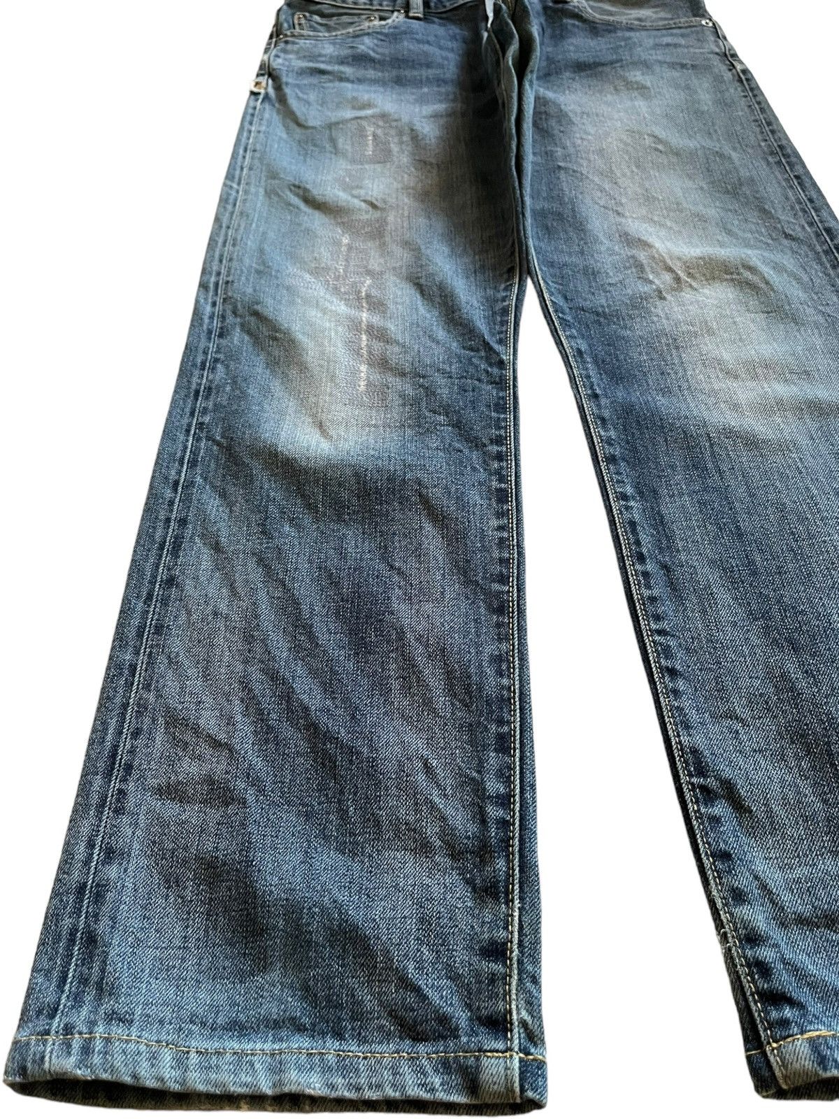 Uniqlo SALES🔥Vintage Japanese Uniqlo Selvedge Faded Wash Jeans Size US 31 - 7 Thumbnail