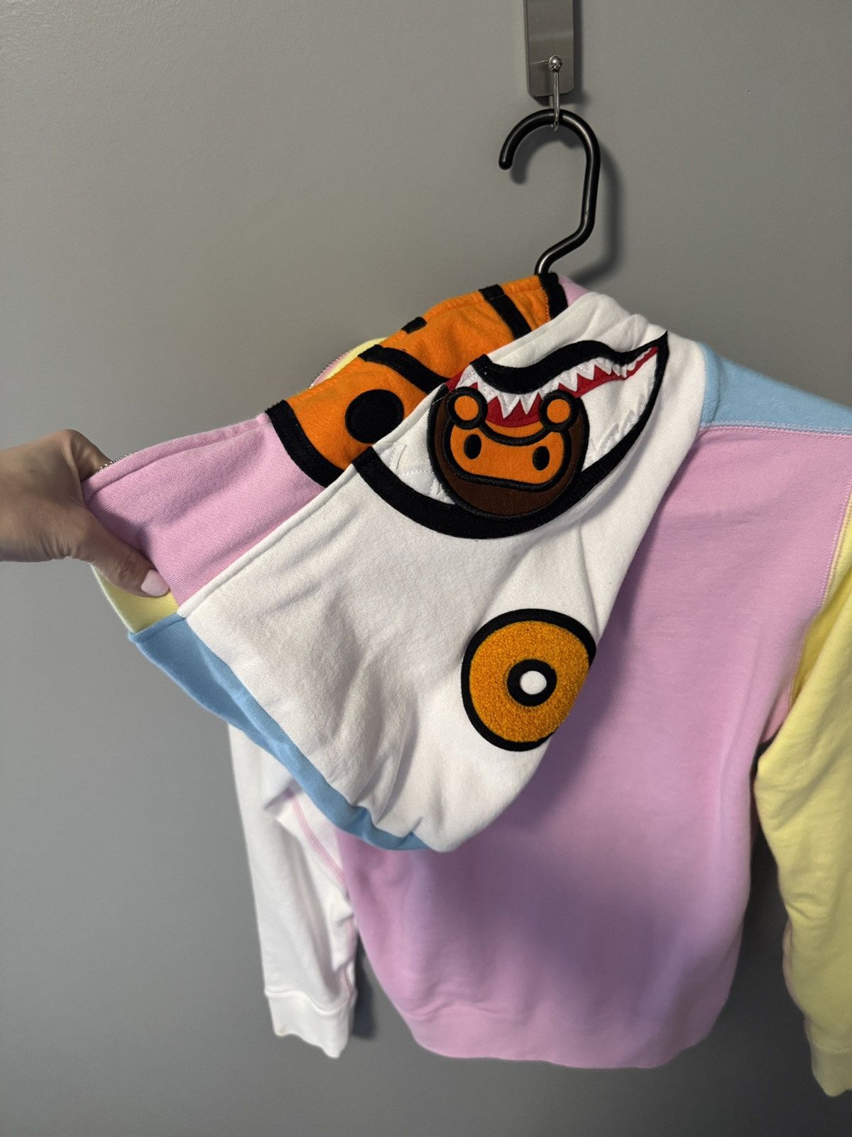 Bape Baby Milo x Bape shark zip up hoodie colorblock pastel Size XS / US 0-2 / IT 36-38 - 2 Thumbnail