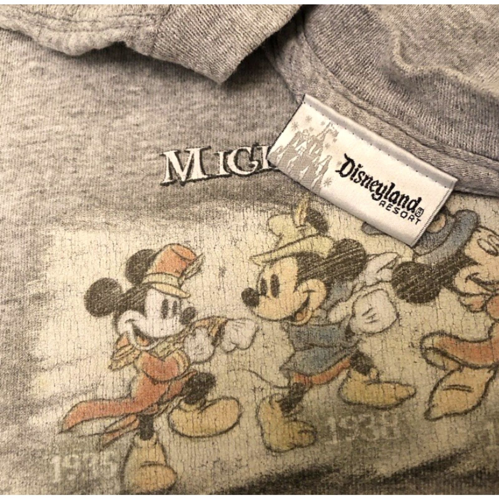 Disney VINTAGE 90s Disney Mickey Mouse Through The Years Shirt L Gray Mens Size US L / EU 52-54 / 3 - 2 Thumbnail