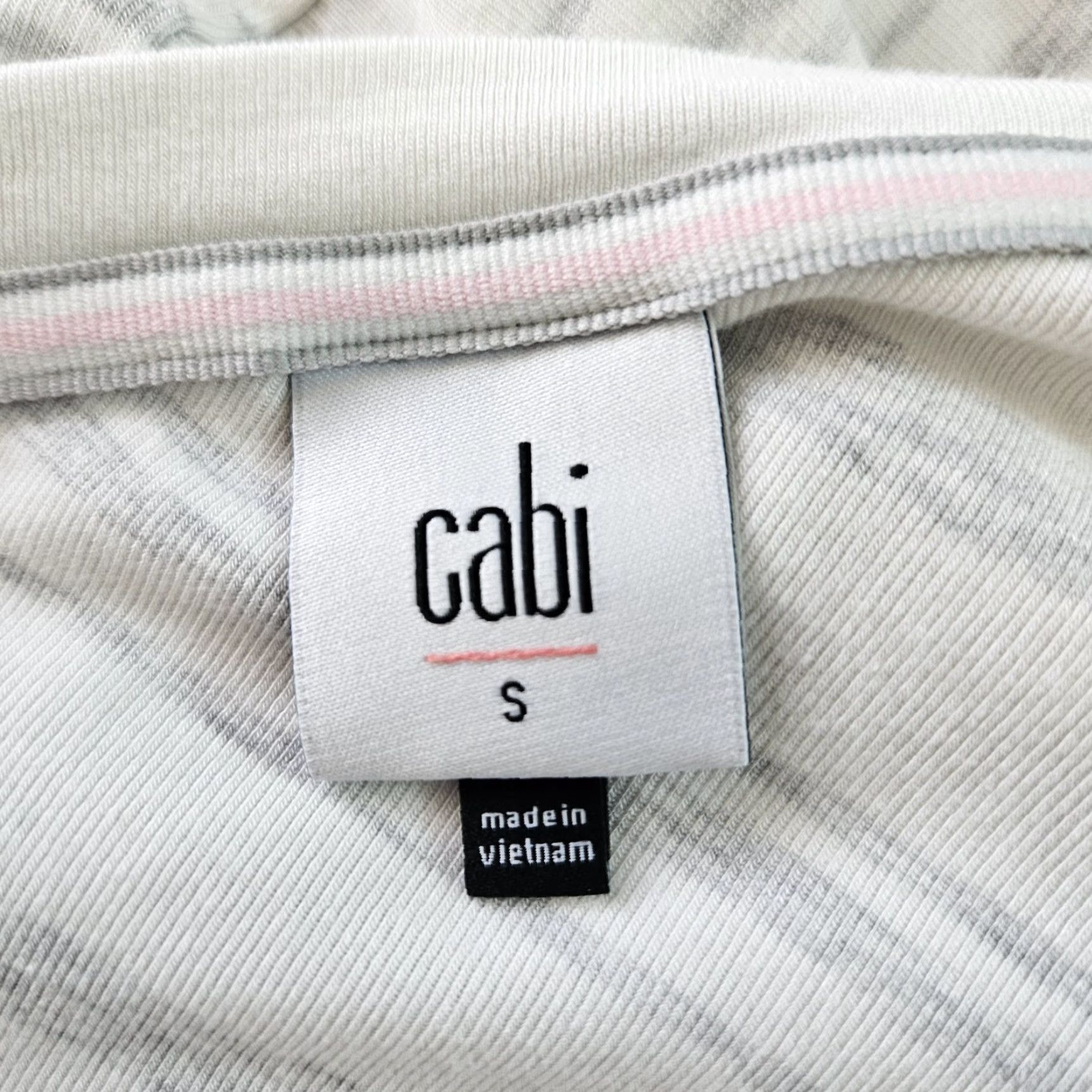 Vintage Cabi 5930 Womens Habitat Tee Sz Small Gray Striped Rayon Blend Long Sleeve Shirt Womens Size S / US 4 / IT 40 - 5 Thumbnail