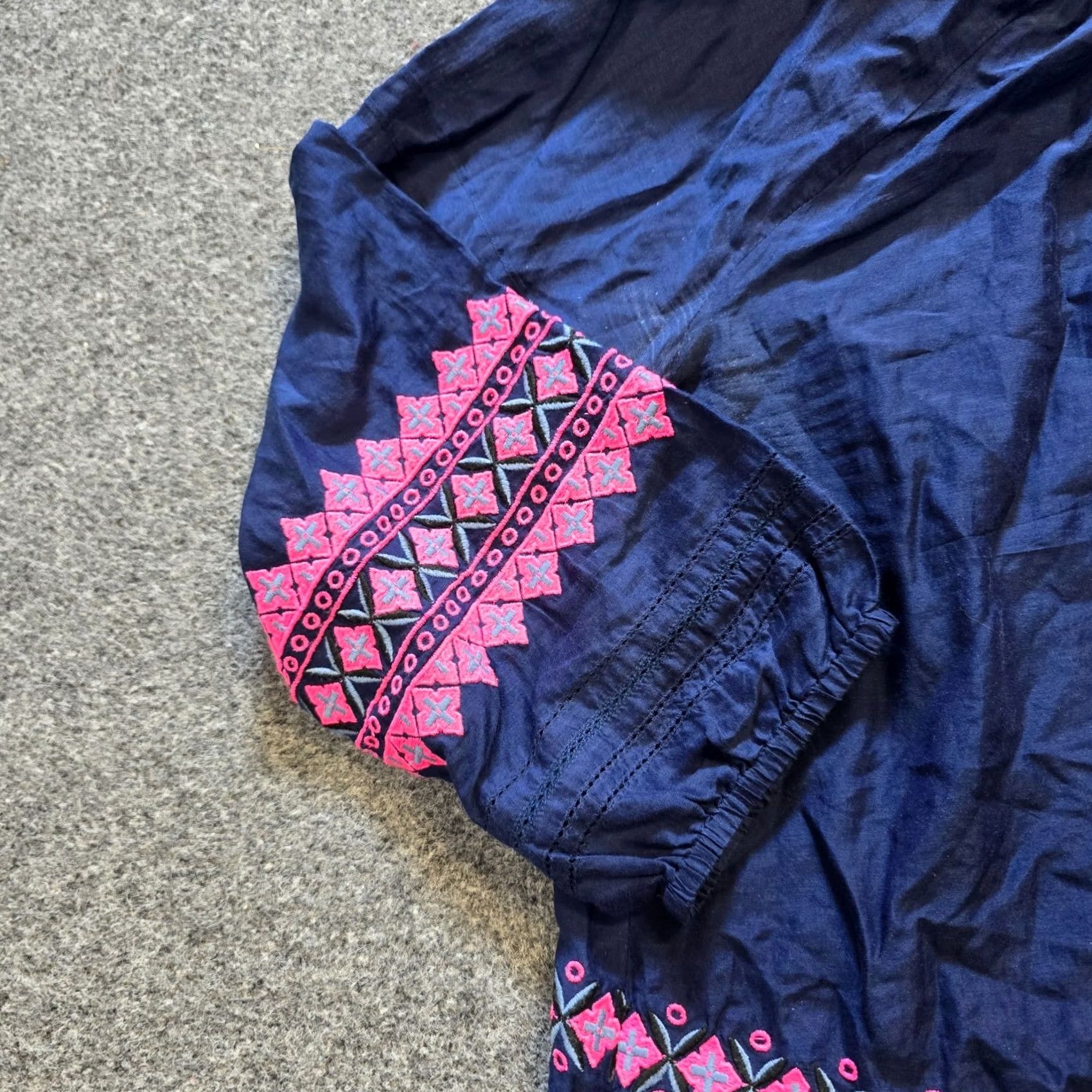 Vineyard Vines Vineyard Vines Top Womens L Blue Silk Blend Pink Embroidery Peasant Shirt Size L / US 10 / IT 46 - 4 Thumbnail