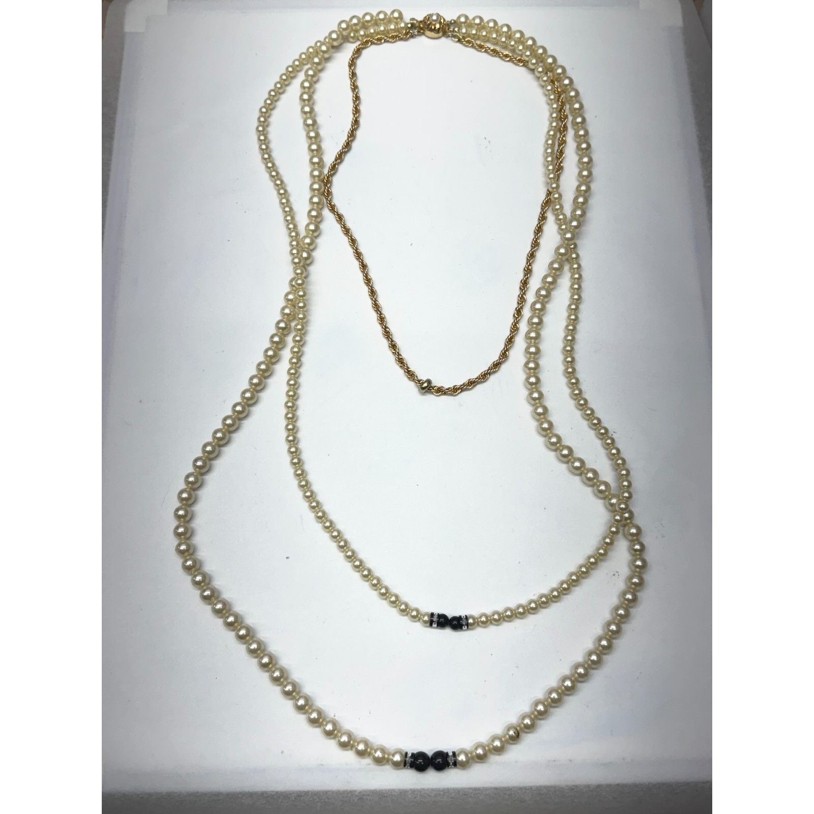 Vintage Vintage three strand beaded pearl chain necklace Size ONE SIZE - 2 Thumbnail