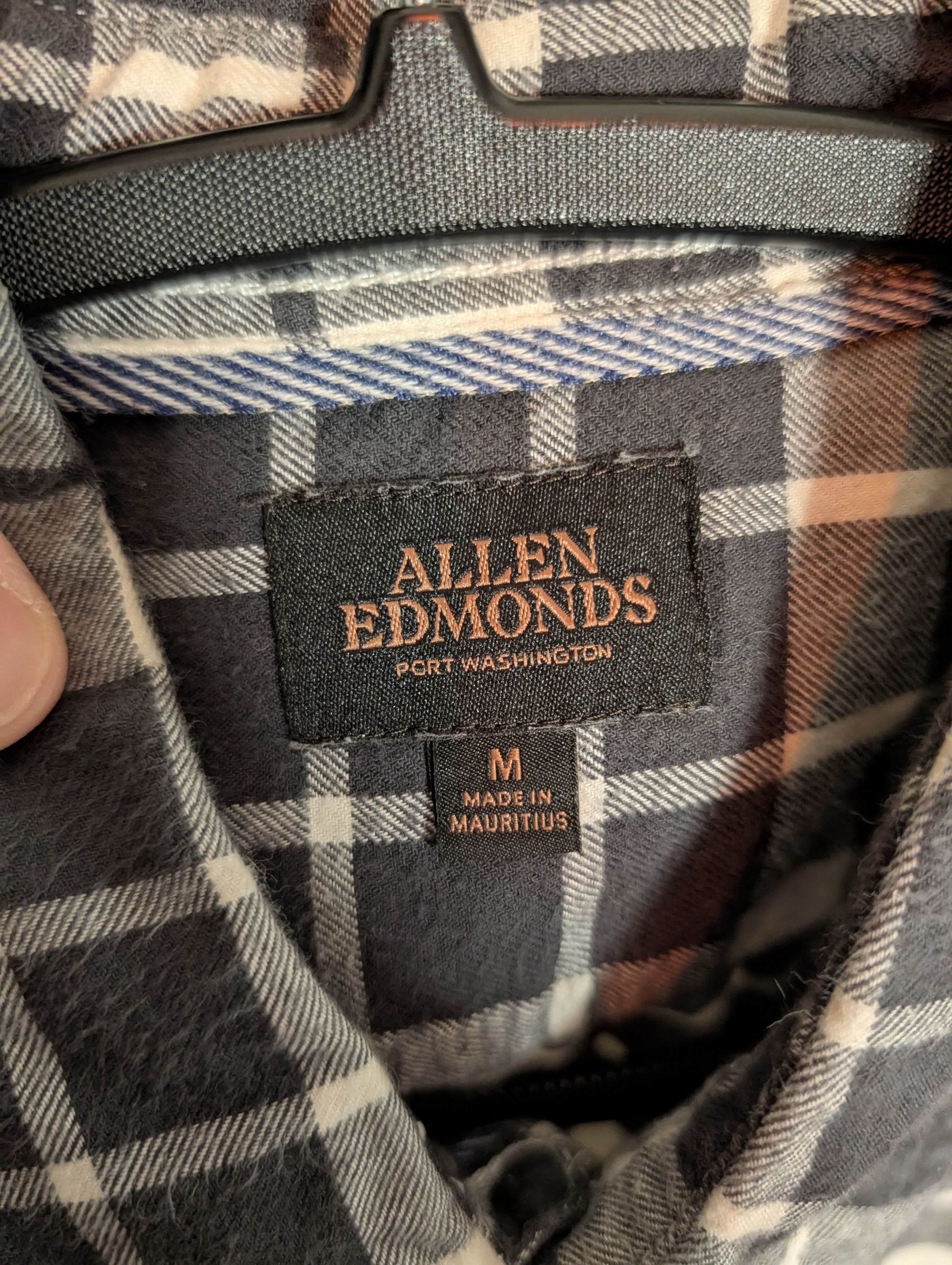 Allen Edmonds Plaid flannel dual chest pocket black/white button up shirt Size US M / EU 48-50 / 2 - 8 Thumbnail