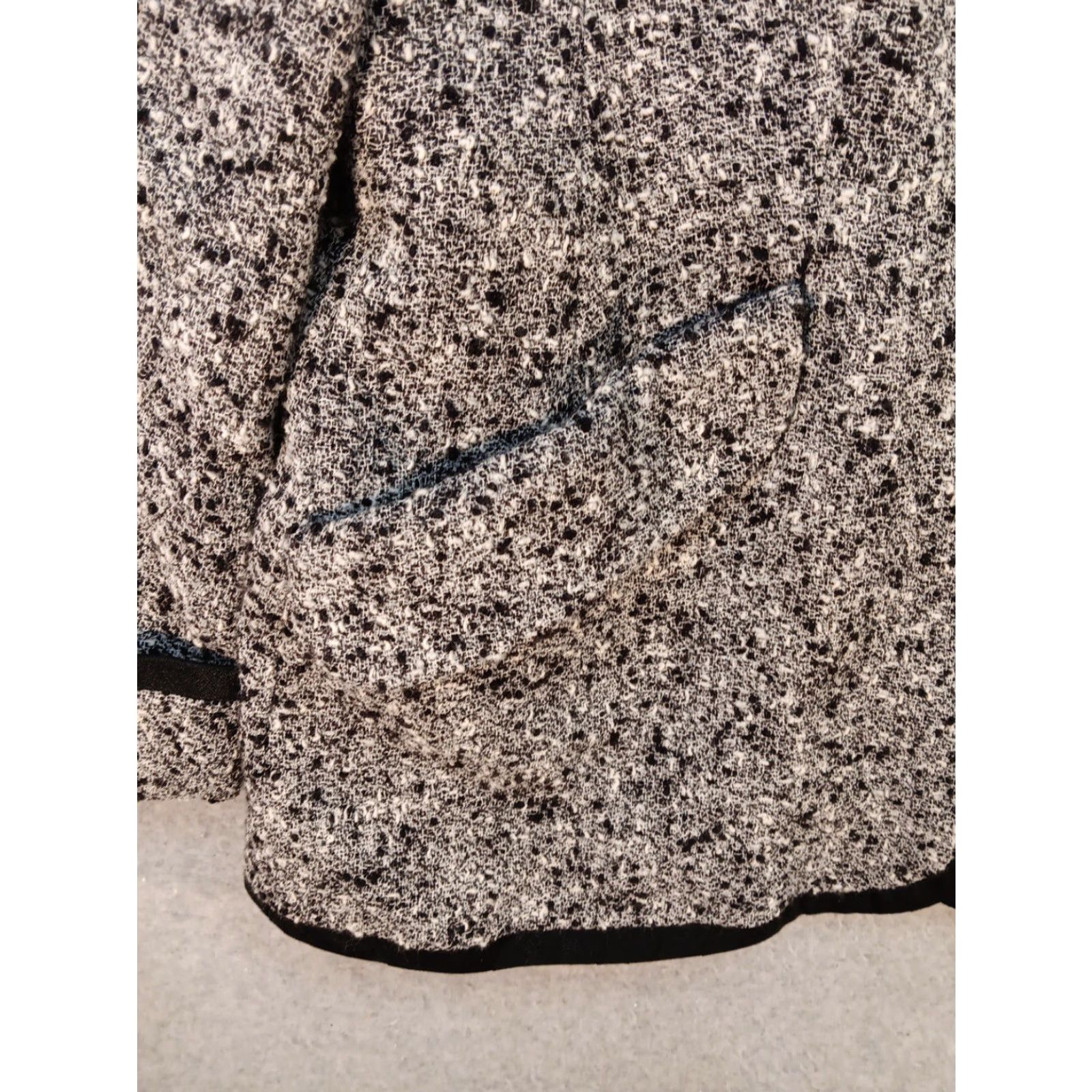 Vintage Rena Lange Blazer M/L Womens Wool/Silk Tweed Black White 5 Buttons Mid-Length Button Closure Casual Business Party/Cocktail Women's Blazer Size M / US 6-8 / IT 42-44 - 6 Thumbnail