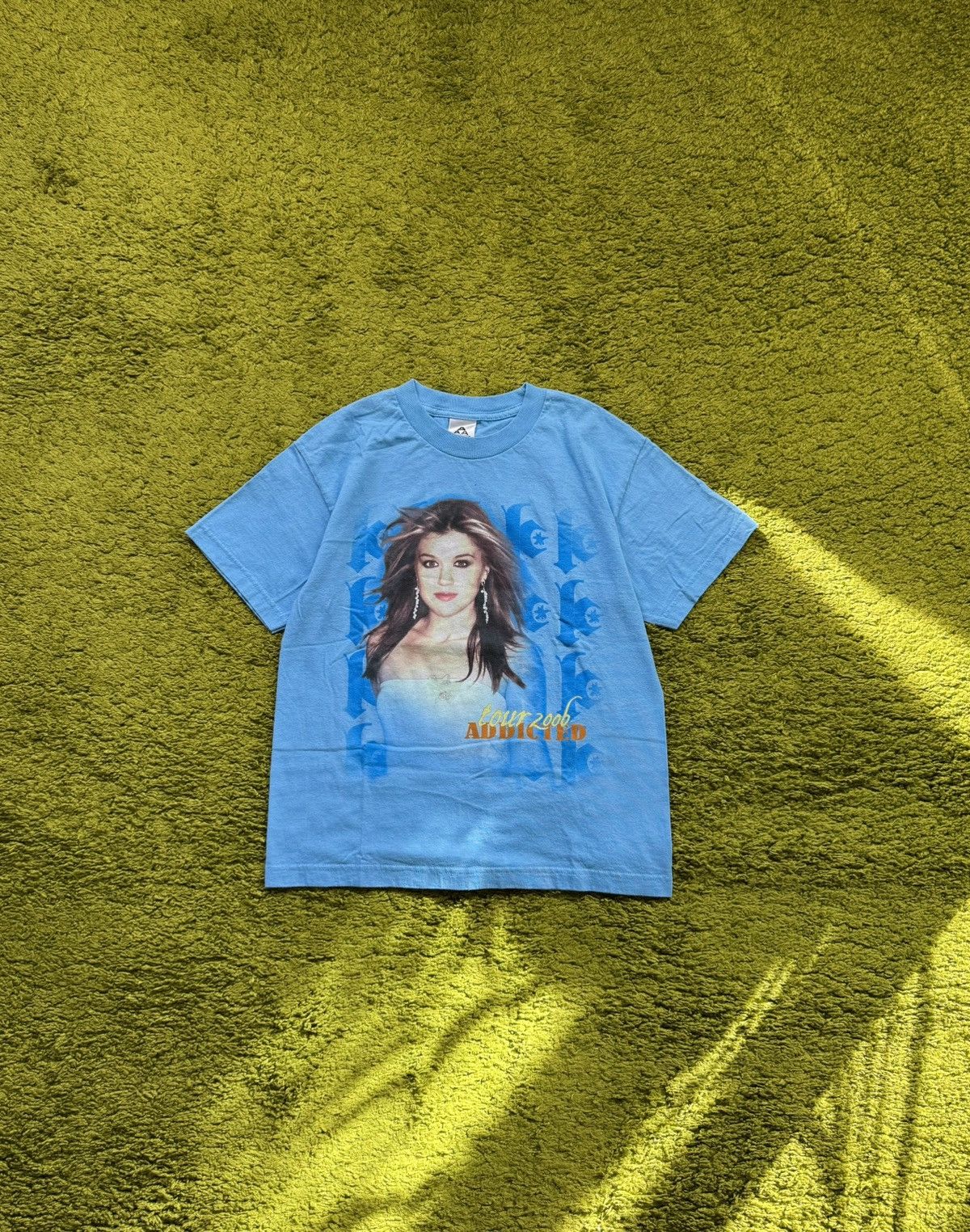Band Tees Kelly Clarkson 2006 vintage official rare tour t-shirt Size US M / EU 48-50 / 2 - 1 Thumbnail