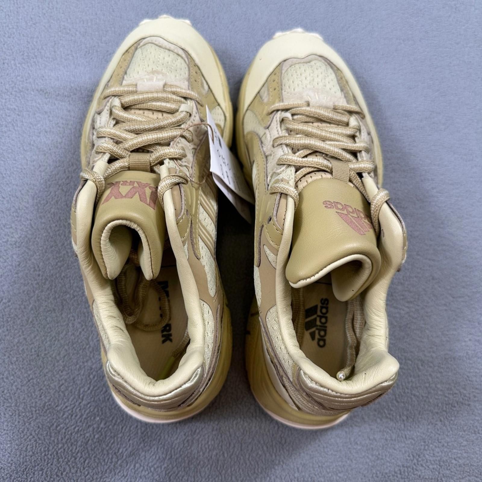 Adidas NWOB Adidas Ivy Park Womens 5.5 Savage Shoes Sneakers Beige Size US 5.5 / IT 35.5 - 7 Thumbnail