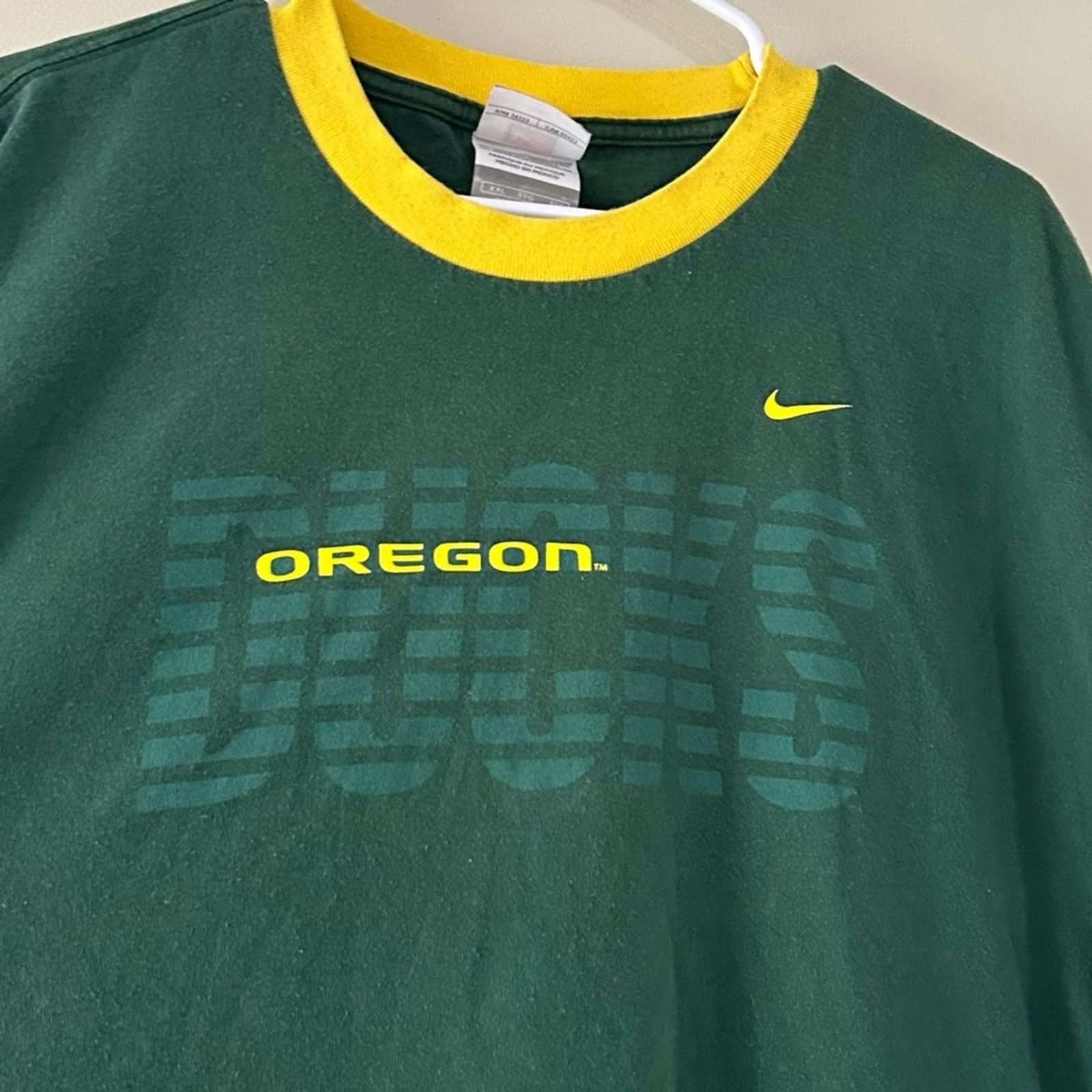 Nike Vintage Nike Oregon Ducks Shirt Size US XXL / EU 58 / 5 - 2 Thumbnail