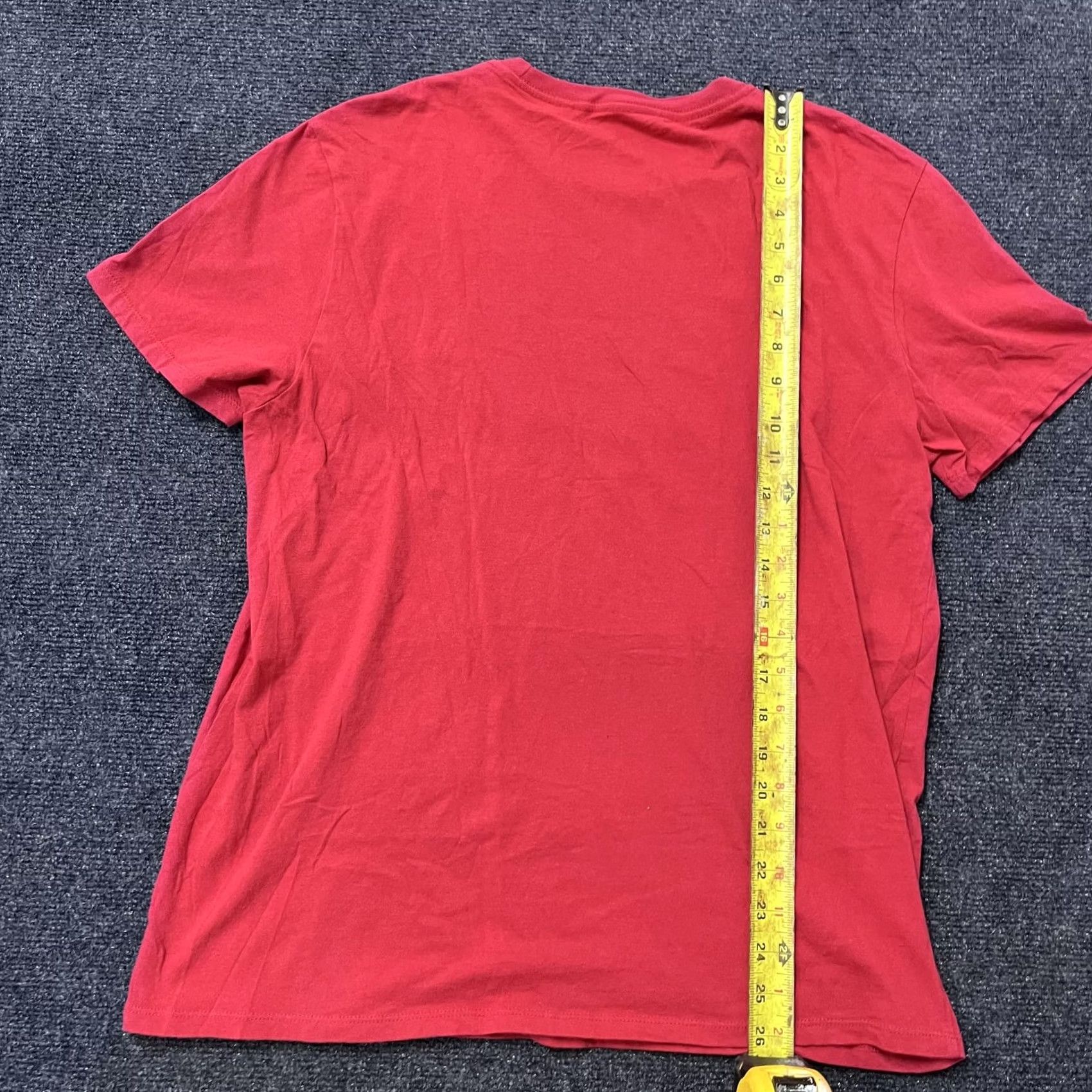 Guess VINTAGE GUESS Shirt Mens Large Red Triangle Logo Graphic Los Angeles Established 1981 Size US L / EU 52-54 / 3 - 4 Thumbnail